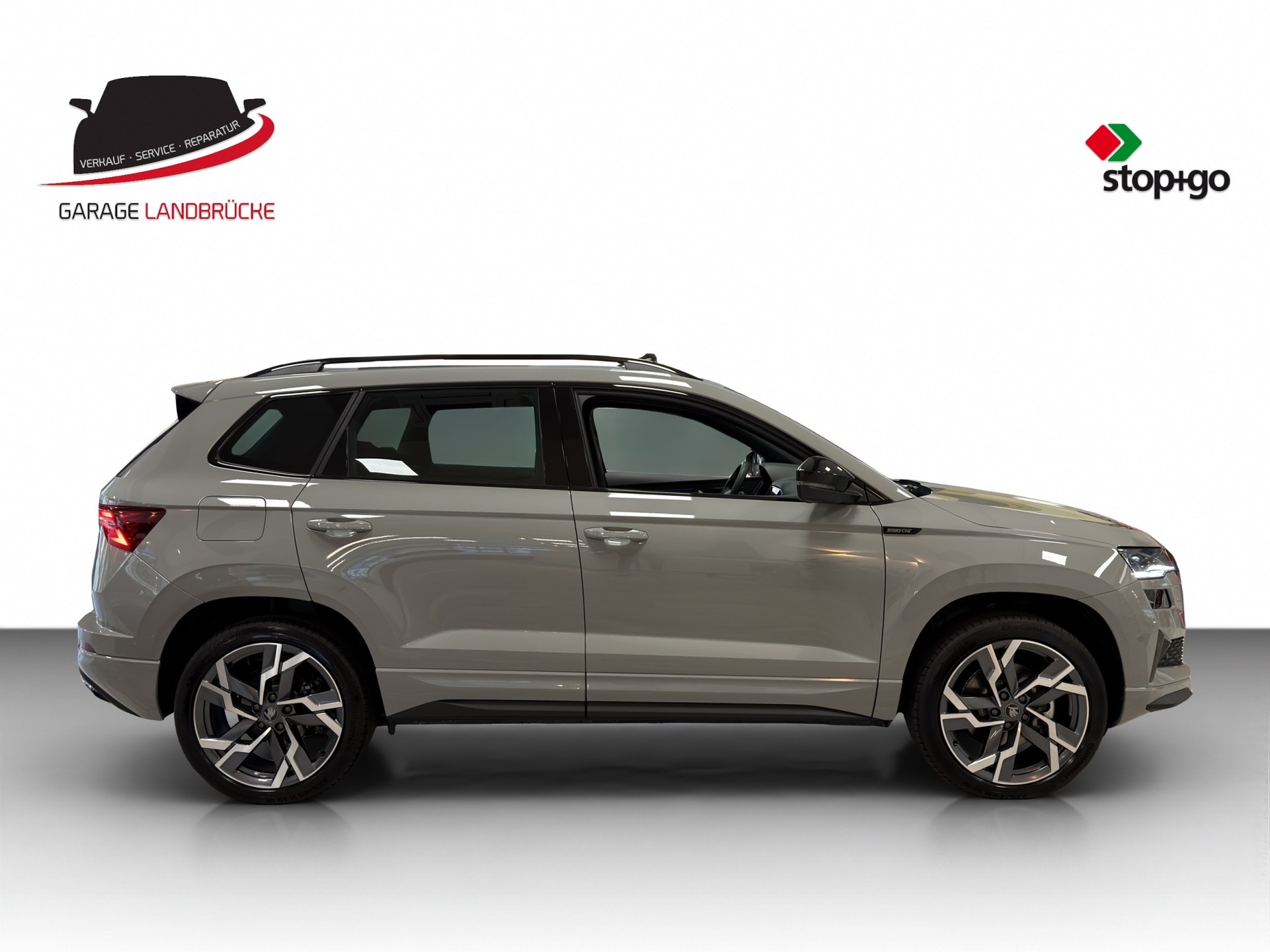 SKODA Karoq 2.0 TSI SportLine 4x4 DSG-image-8