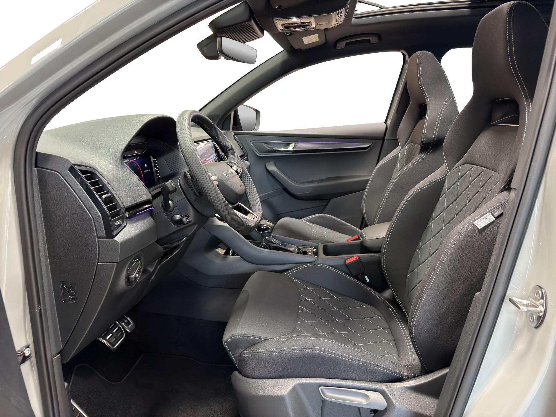 SKODA Karoq 2.0 TSI SportLine 4x4 DSG-image-20