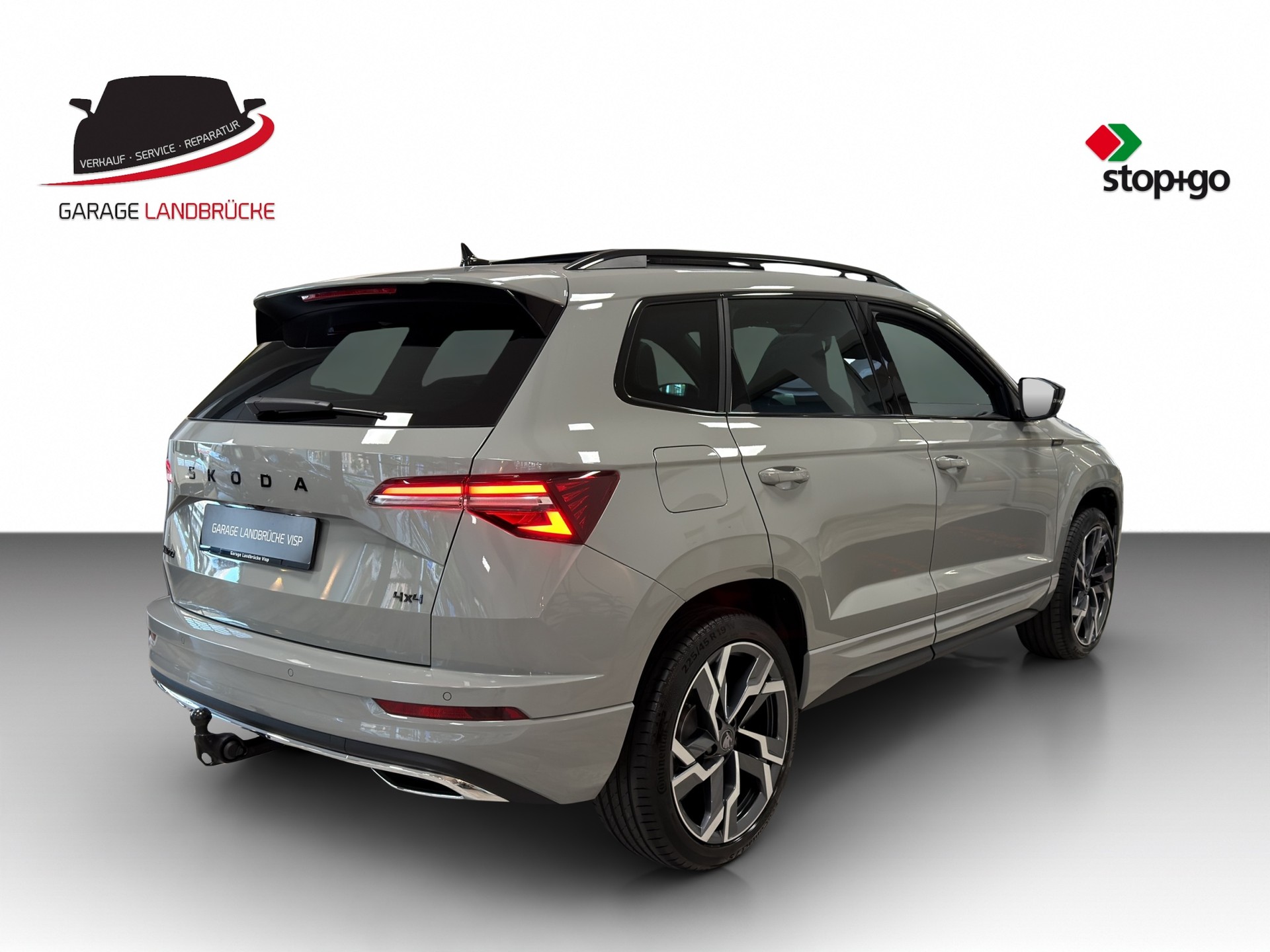 SKODA Karoq 2.0 TSI SportLine 4x4 DSG-image-10