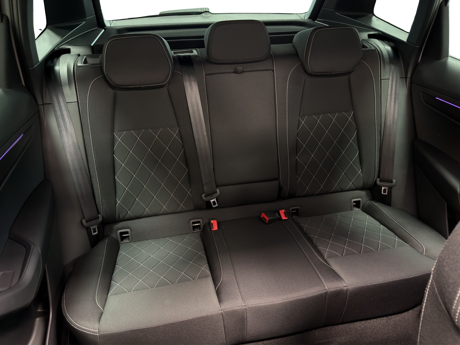 SKODA Karoq 2.0 TSI SportLine 4x4 DSG-image-9