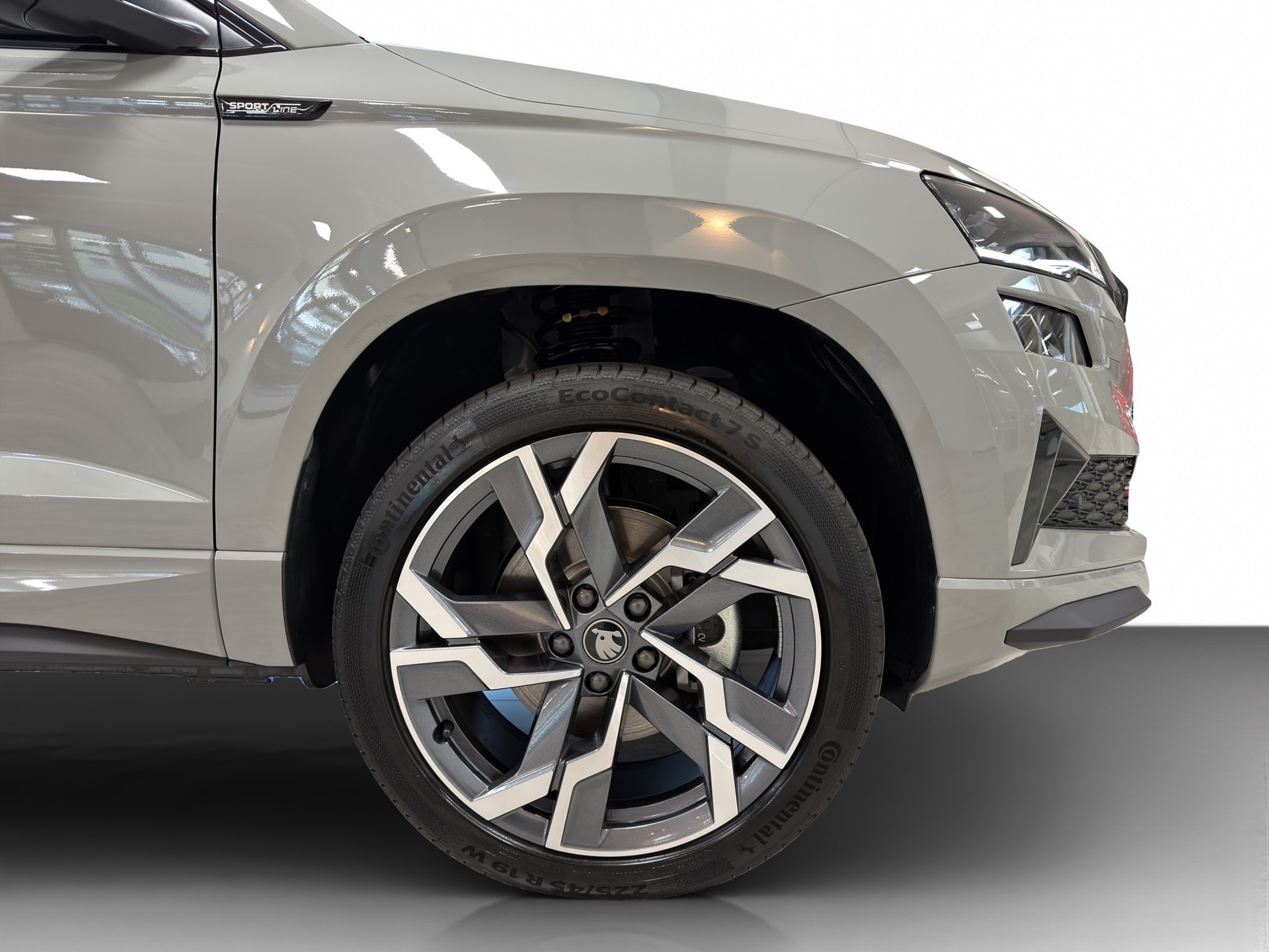 SKODA Karoq 2.0 TSI SportLine 4x4 DSG-image-5