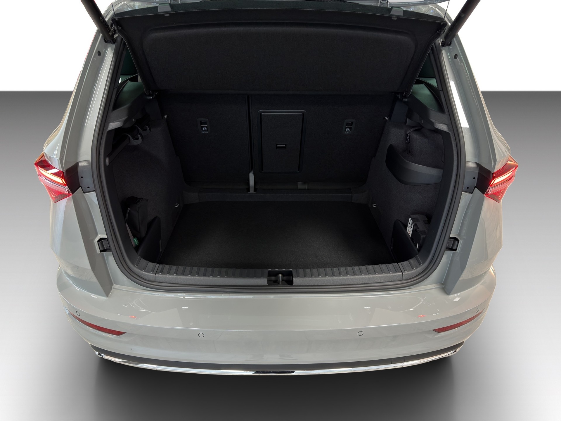 SKODA Karoq 2.0 TSI SportLine 4x4 DSG-image-13