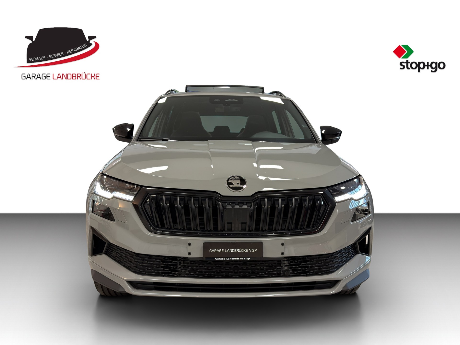 SKODA Karoq 2.0 TSI SportLine 4x4 DSG-image-2