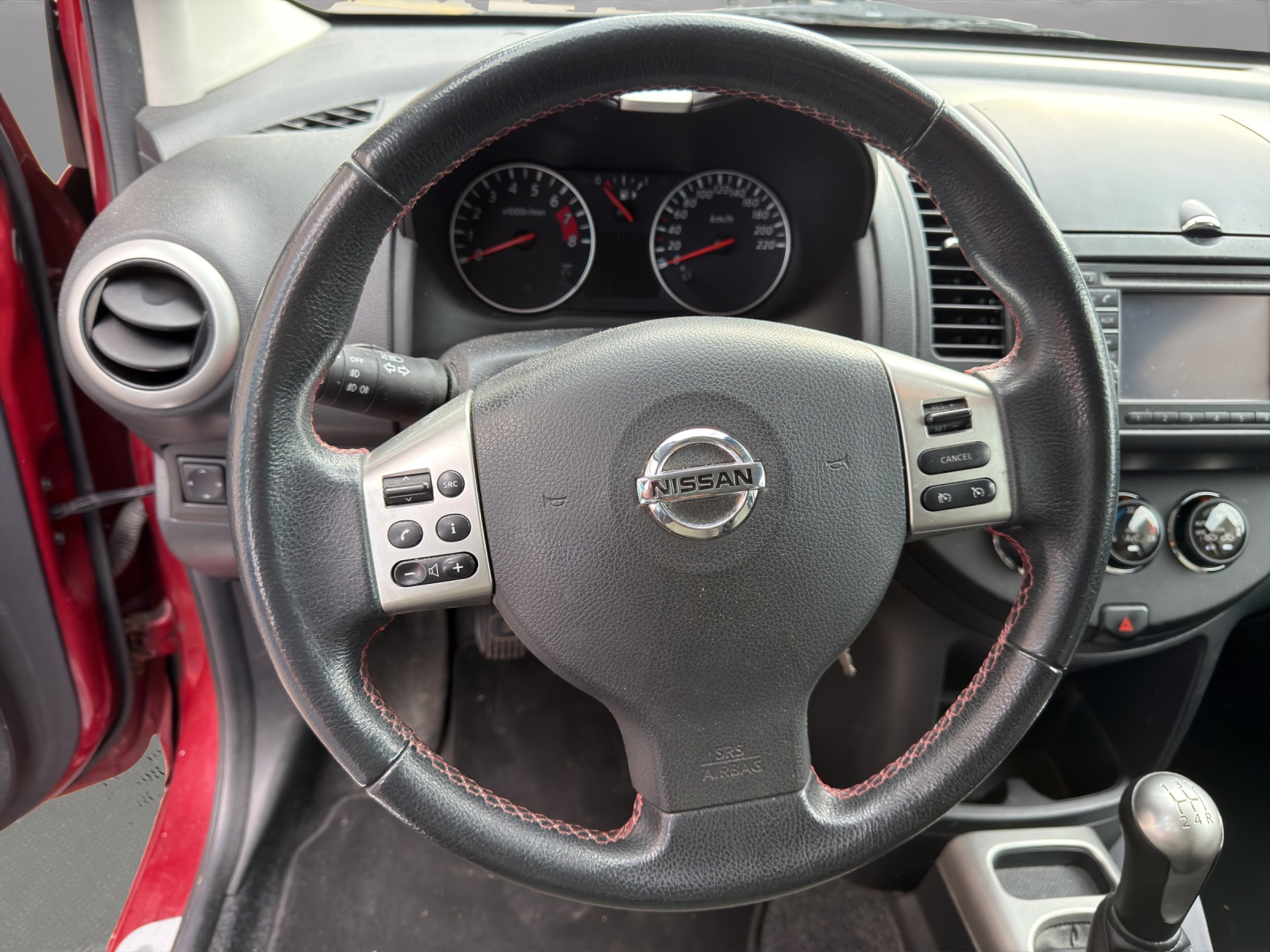 NISSAN Note 1.6 tekna-image-9