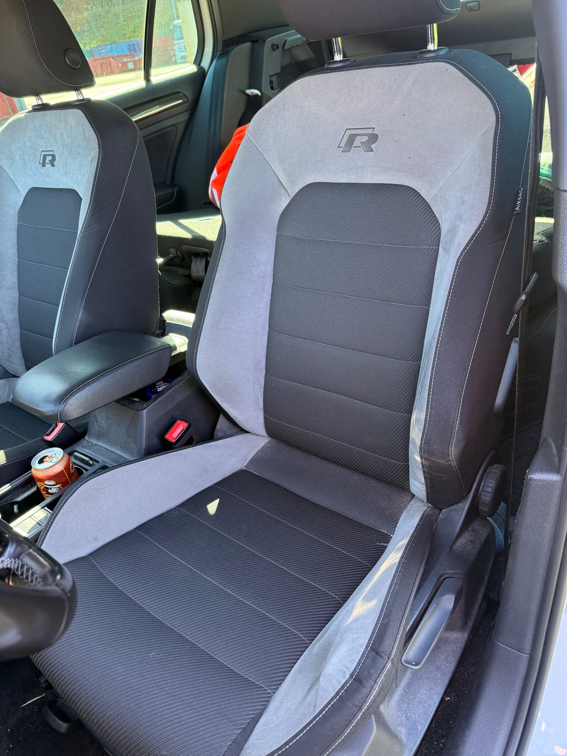 VW 2.0 TSI R DSG 4motion-image-4