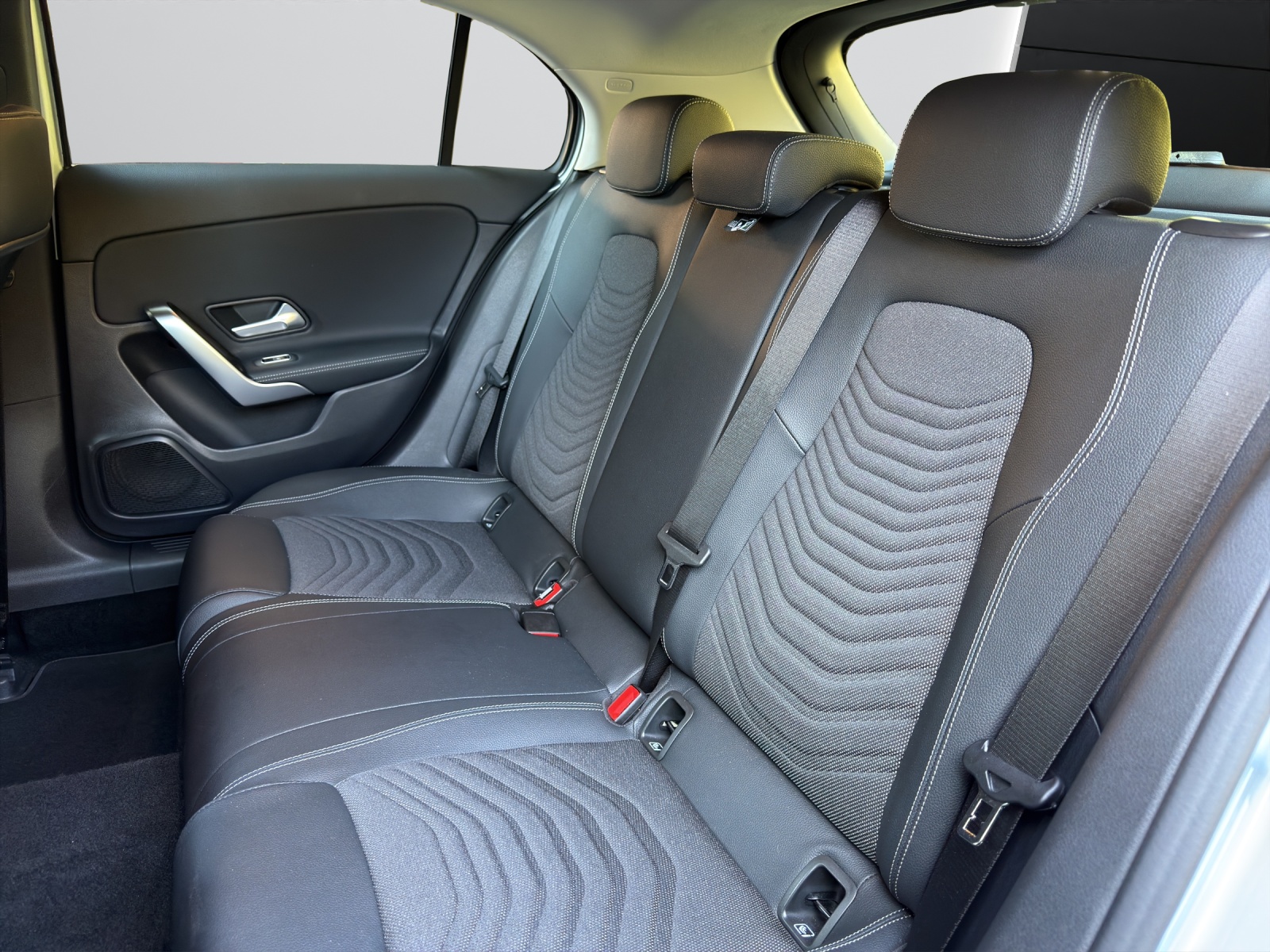 Image MERCEDES-BENZ A-250 A 250 4Matic 8G-DCT