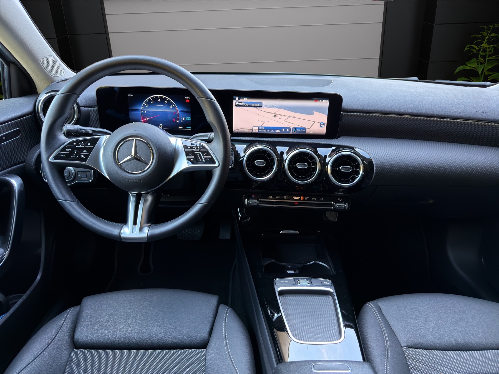 MERCEDES-BENZ A 250 4Matic 8G-DCT-image-10