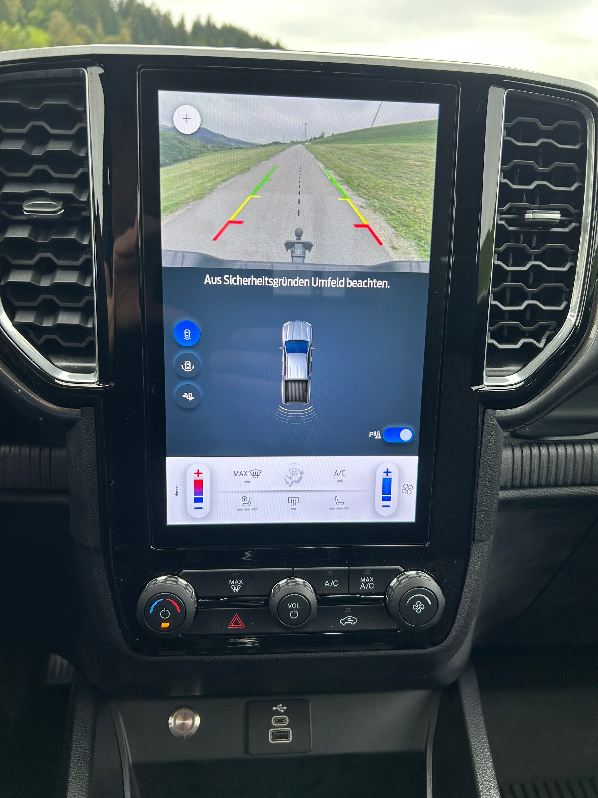 FORD Ranger Limited 2.0 Eco Blue 4x4-image-14