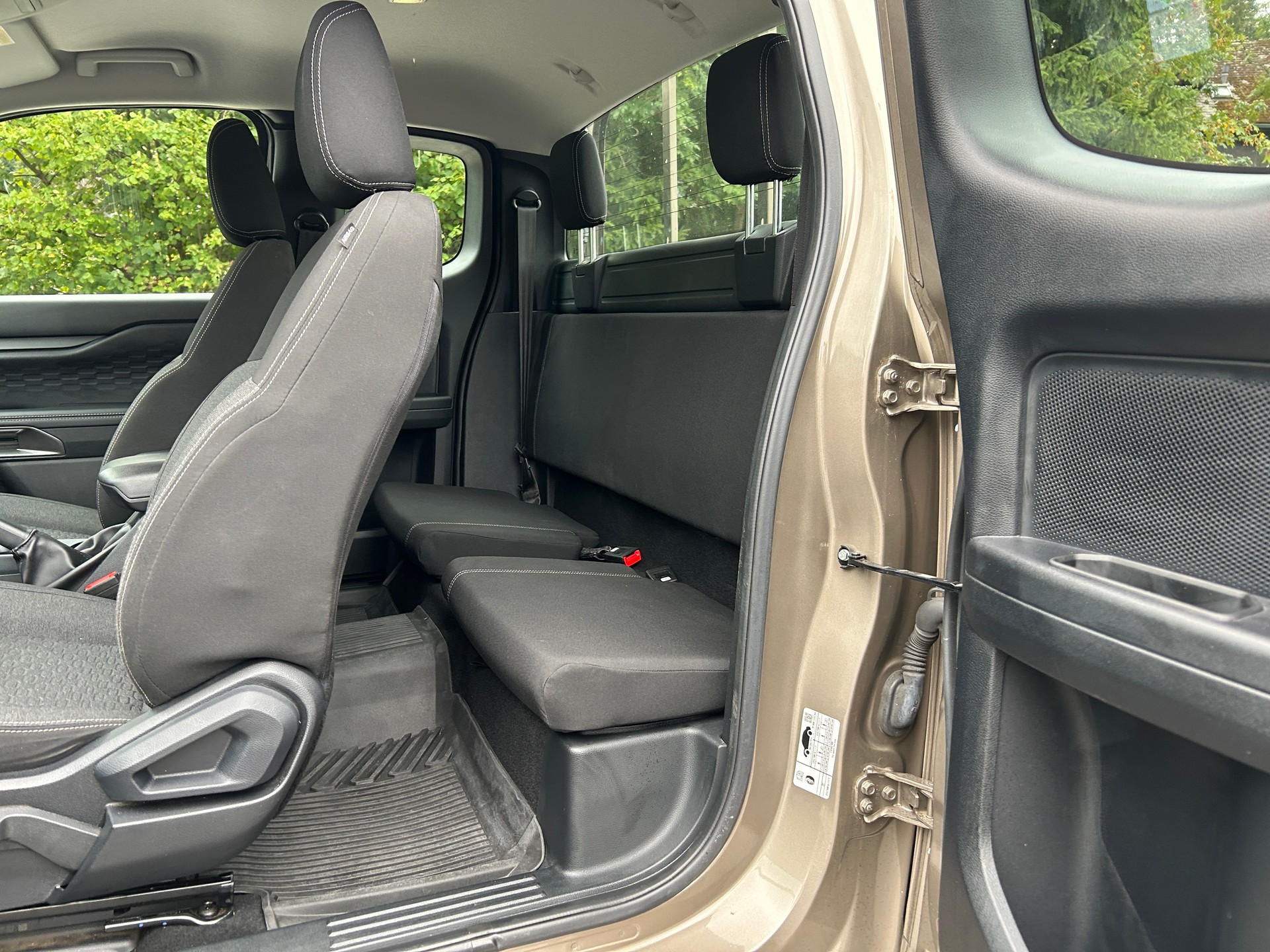 FORD Ranger Limited 2.0 Eco Blue 4x4-image-15