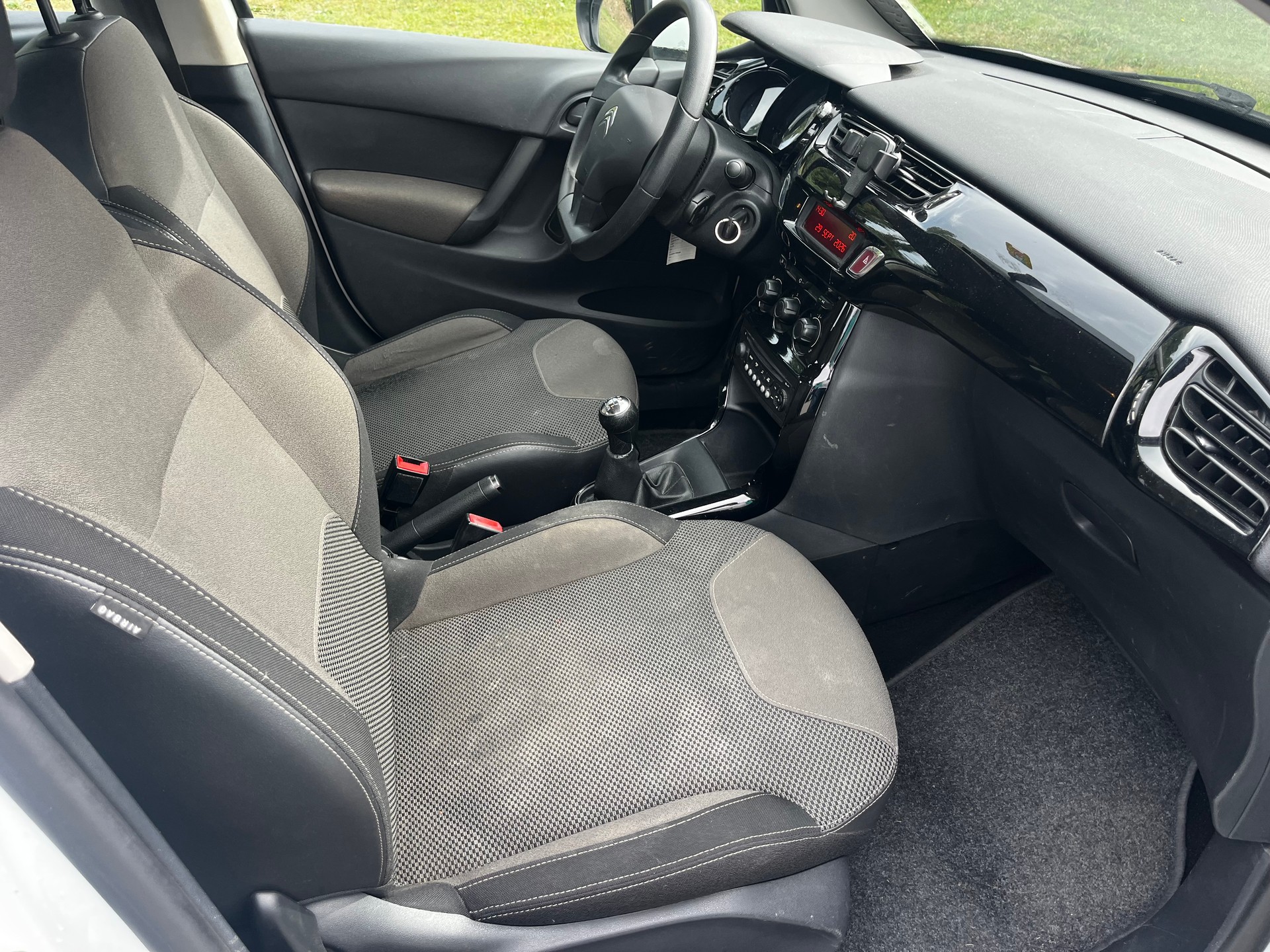 CITROEN C3 1.2i Tonic-image-8