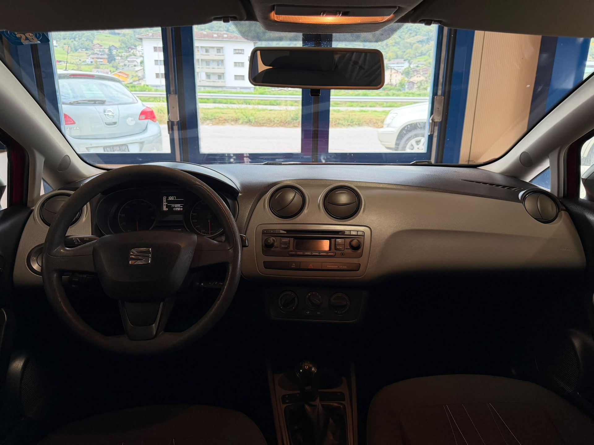 SEAT Ibiza SC 1.2 TSI Style-image-11