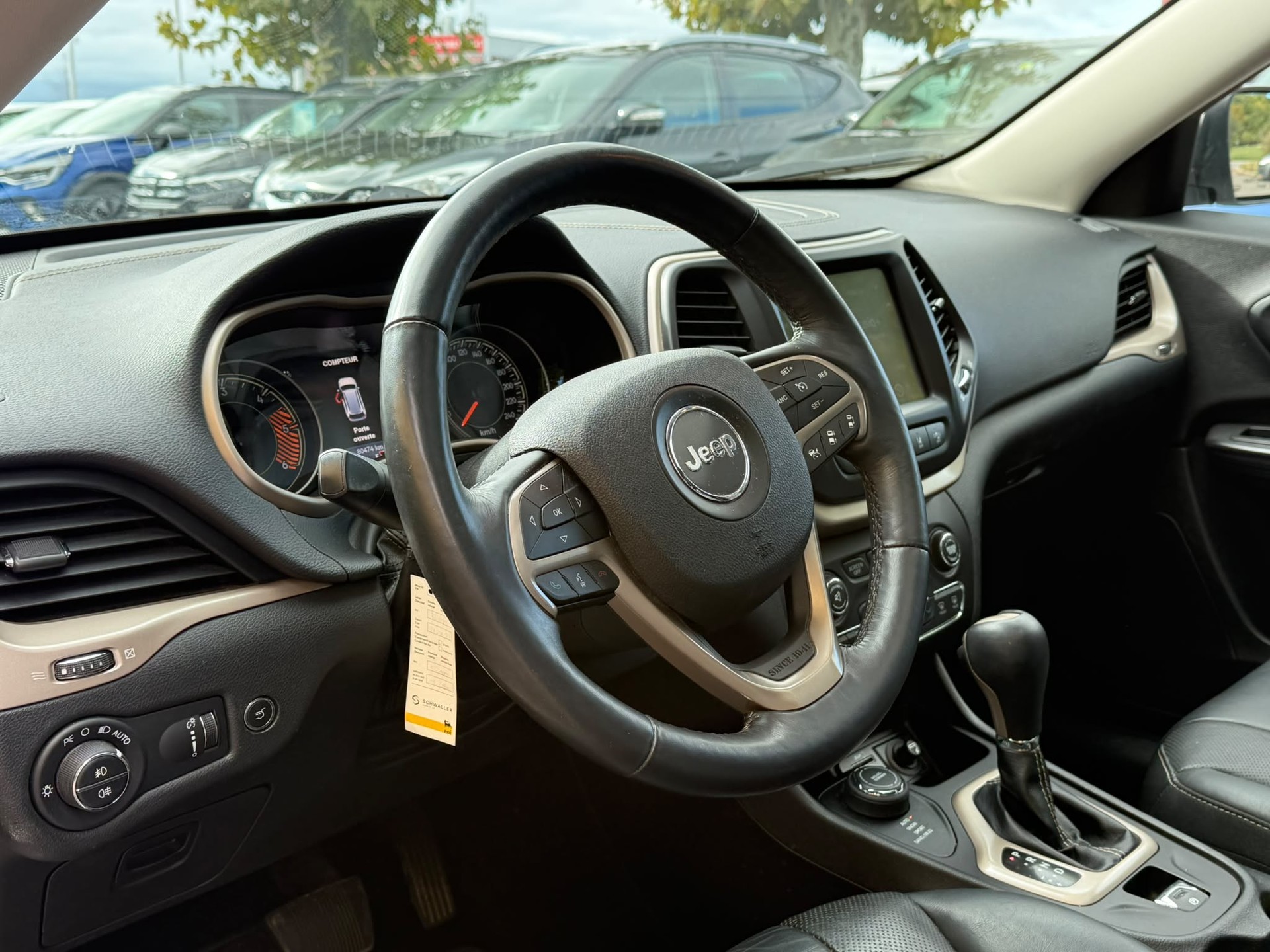 JEEP Cherokee 2.2TD Limited AWD 9ATX-image-9