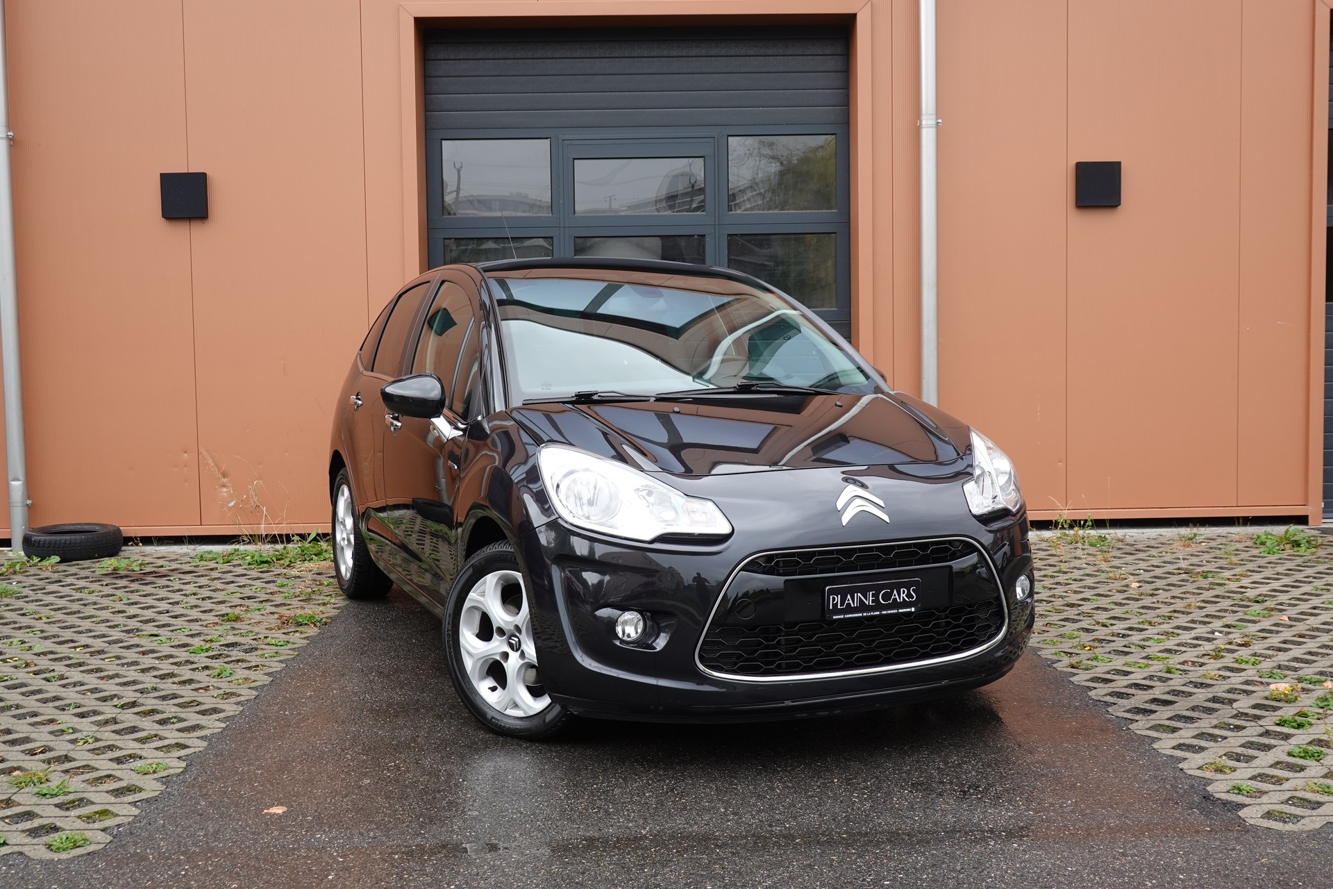 CITROEN C3 1.6i 16V Exclusive Automatic " * Véhicule CH * Tempomat * 8 Roues * intérieur tissus *"