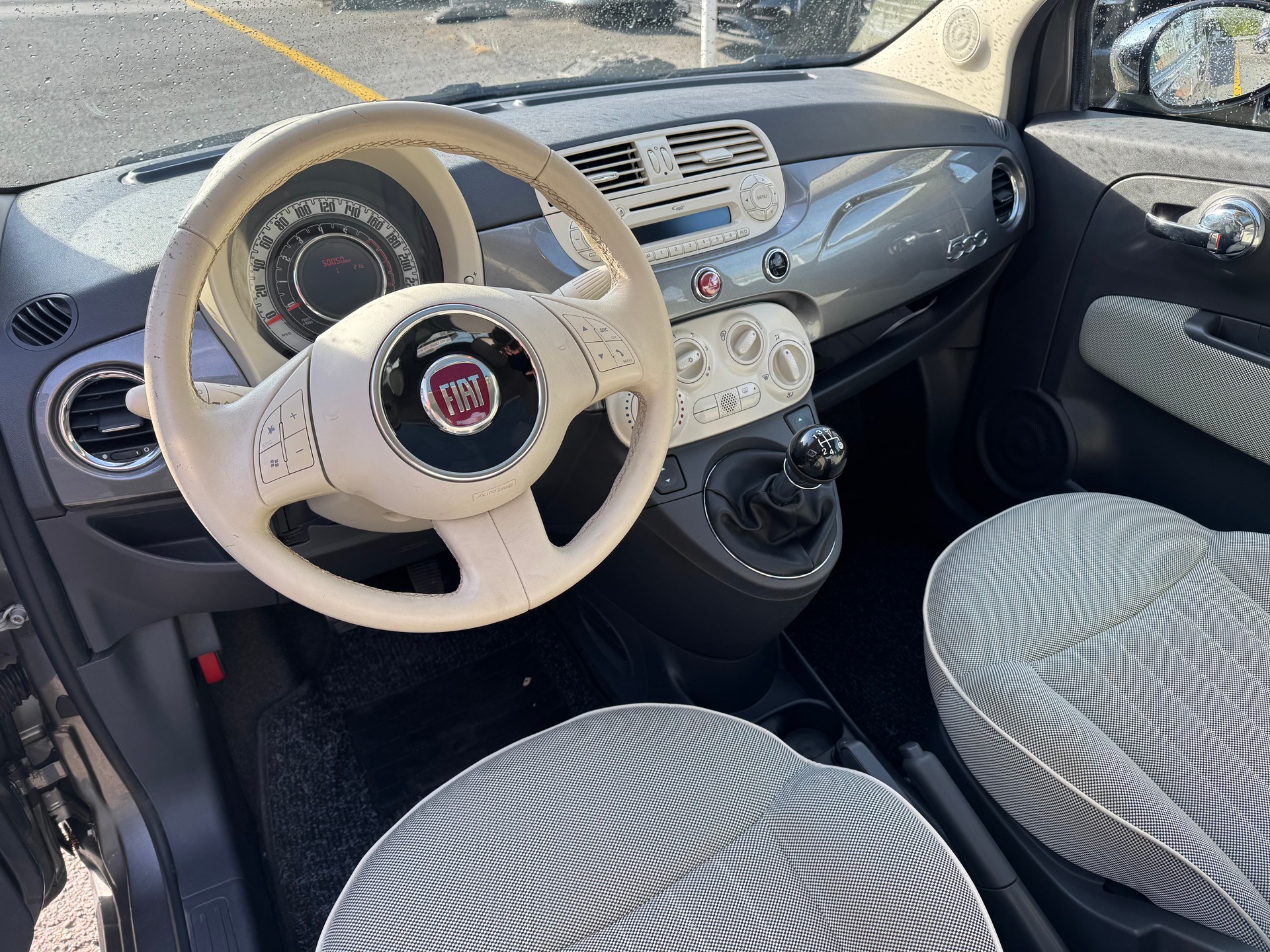FIAT 500 1.2 Lounge-image-7