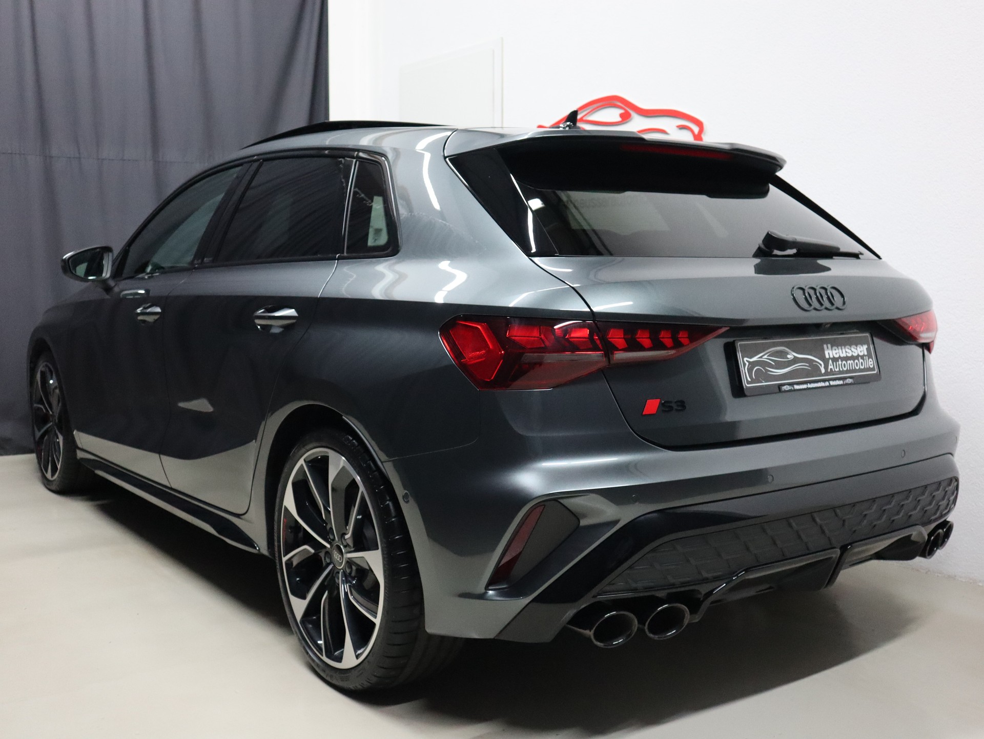 AUDI S3 Sportback TFSI quattro S-tronic - Panorama - Head-Up - SONOS - S-Sportsitze - Sitzmemory - Kamera - 333 PS-image-4