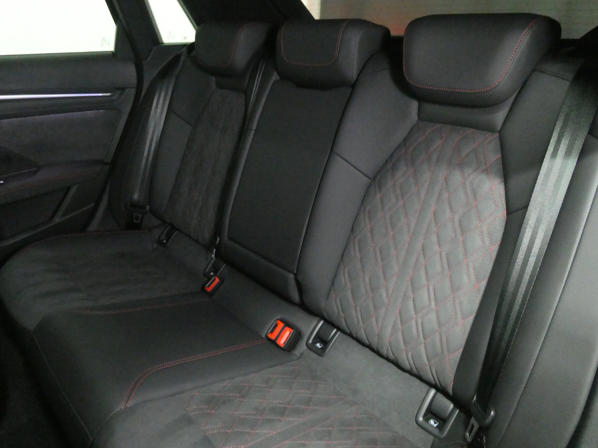 AUDI S3 Sportback TFSI quattro S-tronic - Panorama - Head-Up - SONOS - S-Sportsitze - Sitzmemory - Kamera - 333 PS-image-11