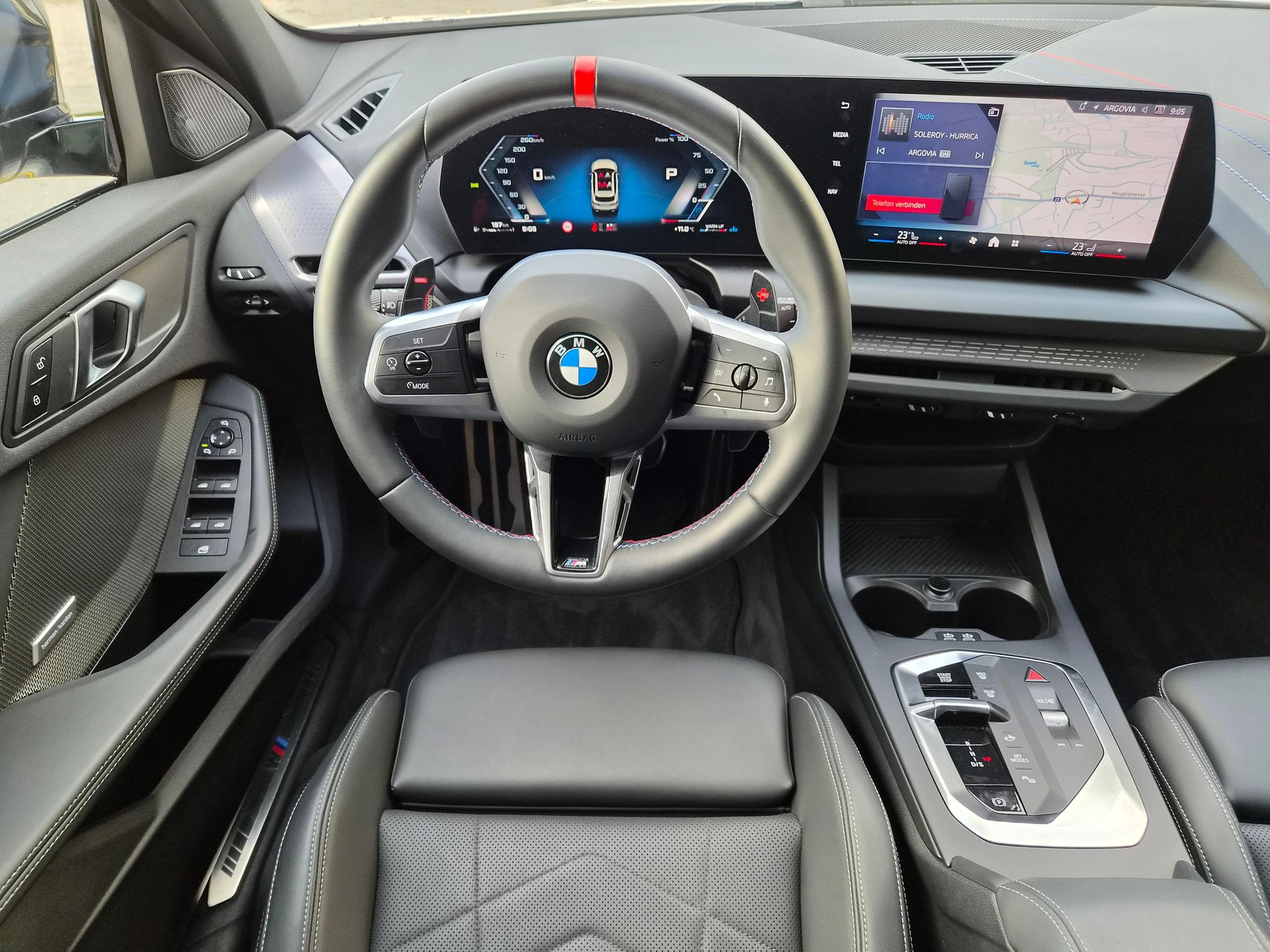 BMW 1er Reihe F70 M135i xDrive-image-11
