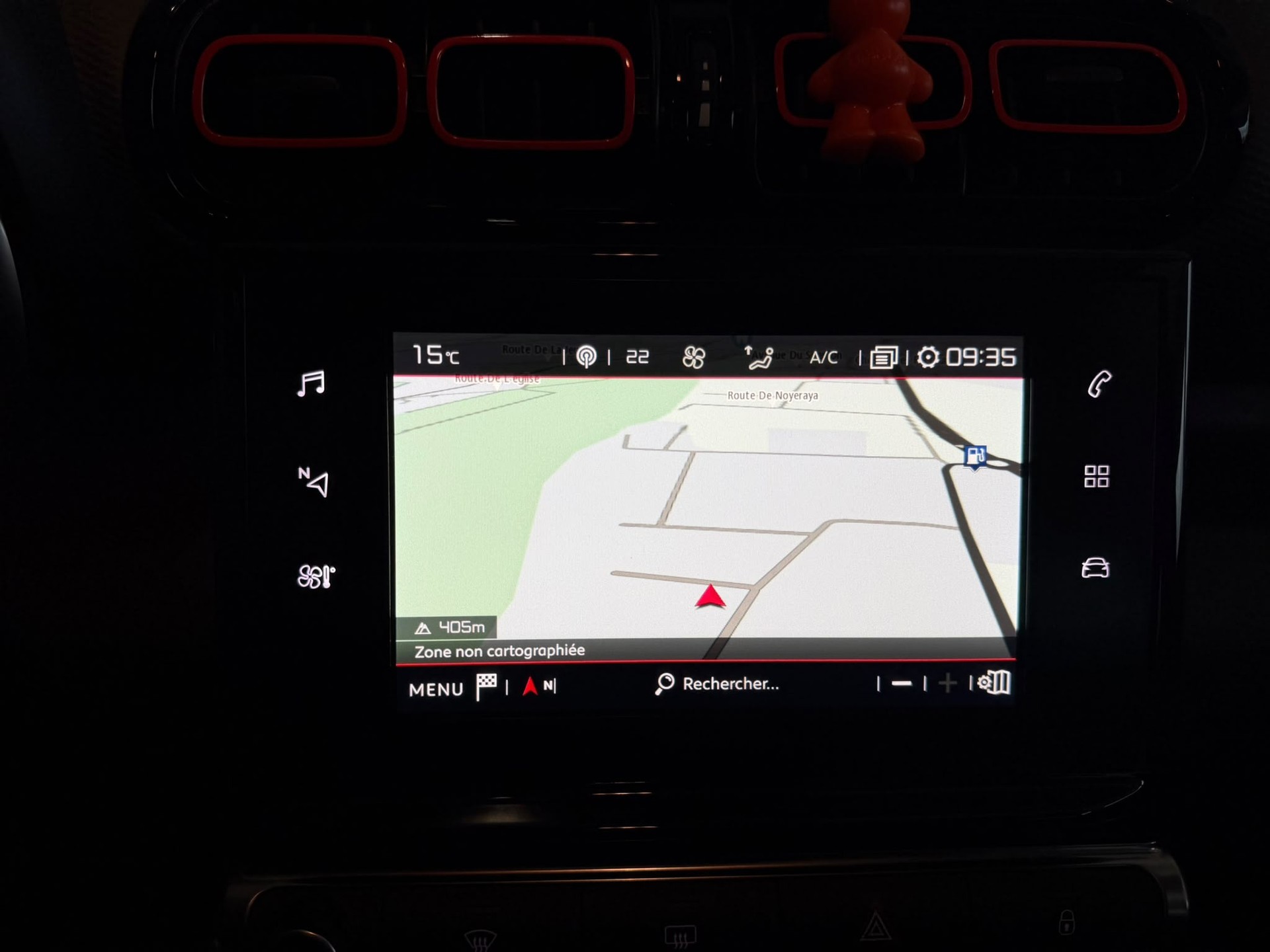 CITROEN C3 Aircross 1.2i PureTech Shine EAT-image-18