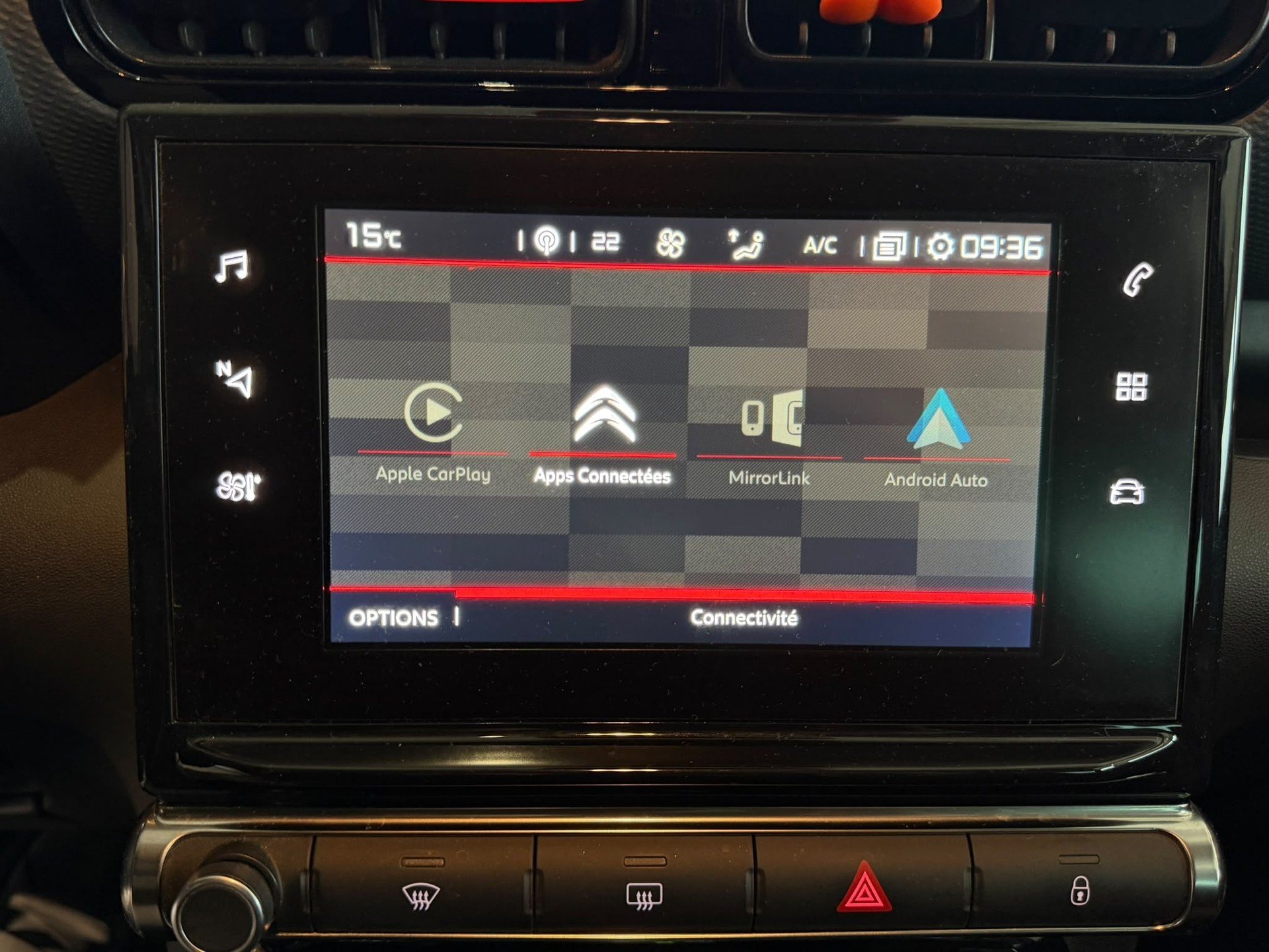 CITROEN C3 Aircross 1.2i PureTech Shine EAT-image-19