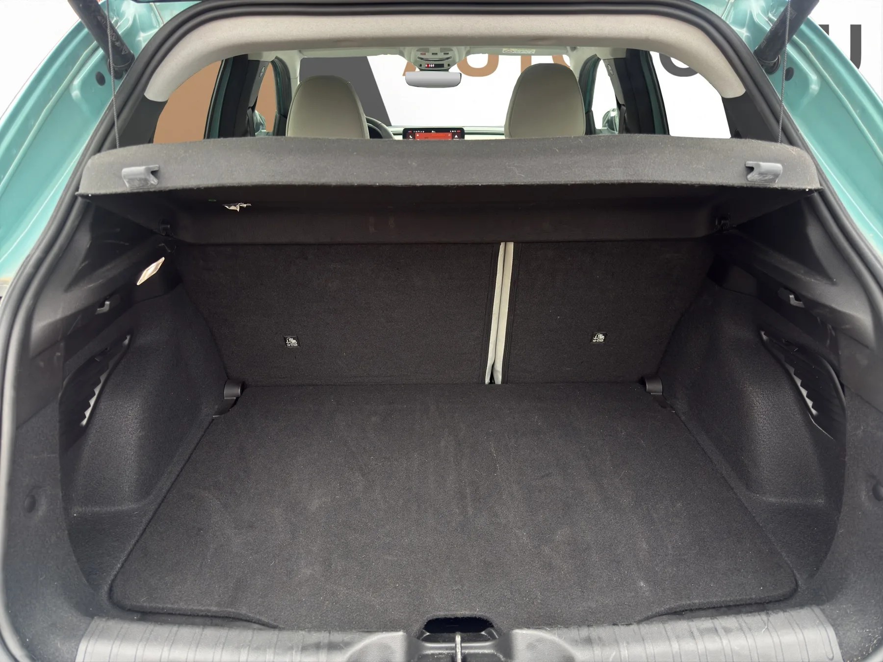 FIAT 600 1.2 Hybrid La Prima-image-17