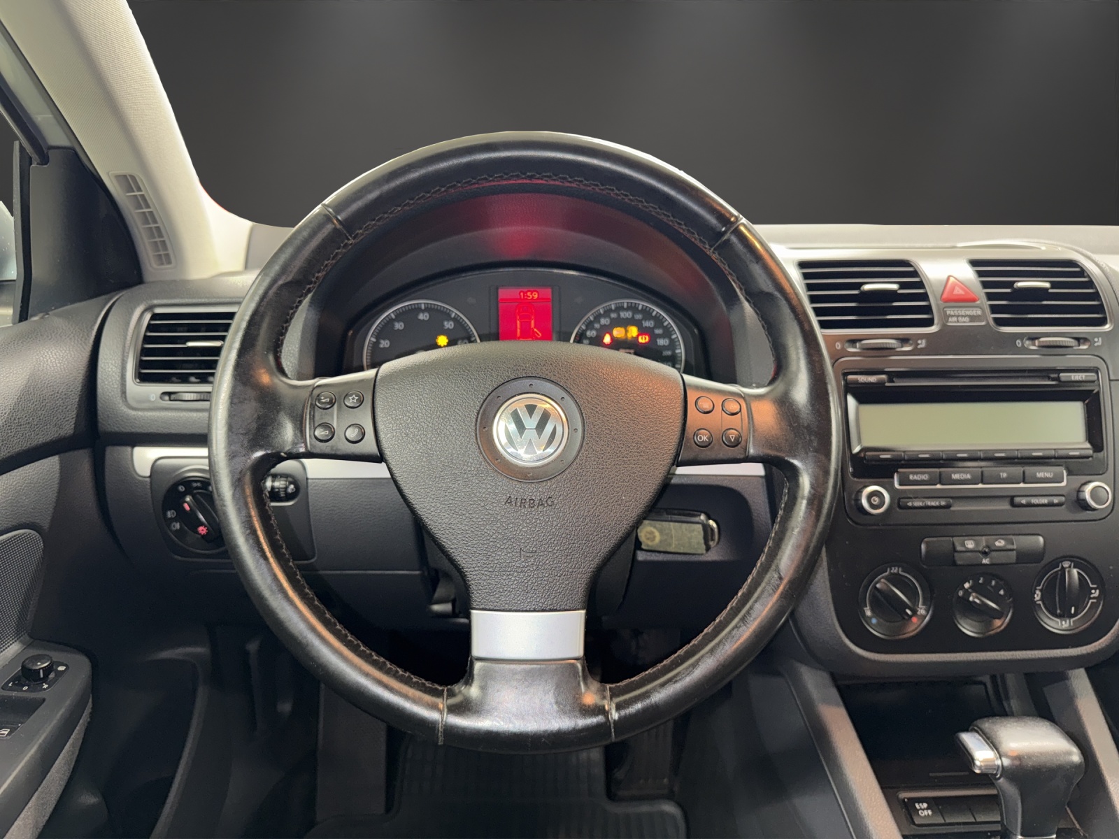 VW Golf Variant 1.4 TSI Comfortline DSG-image-11