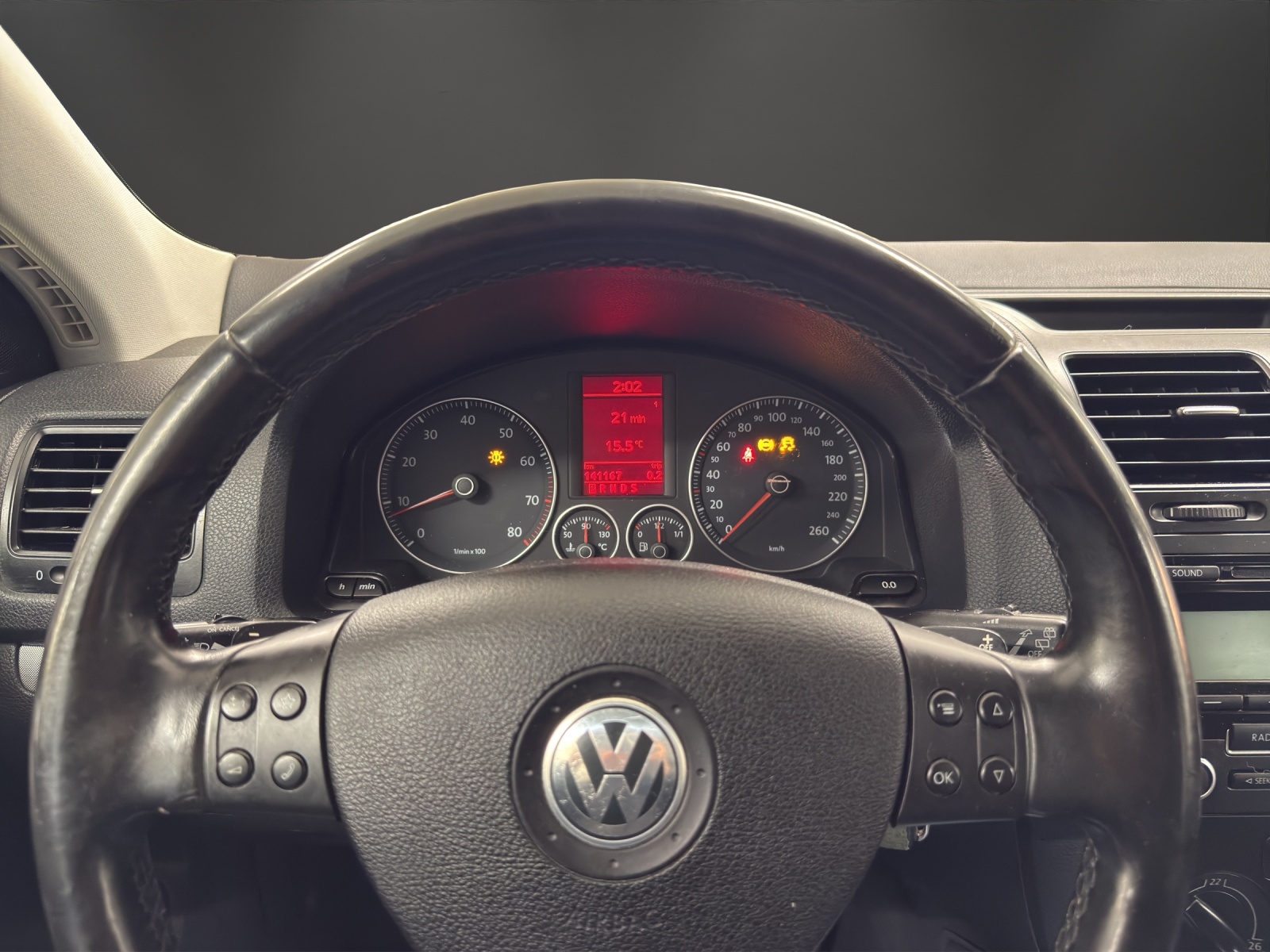 VW Golf Variant 1.4 TSI Comfortline DSG-image-12