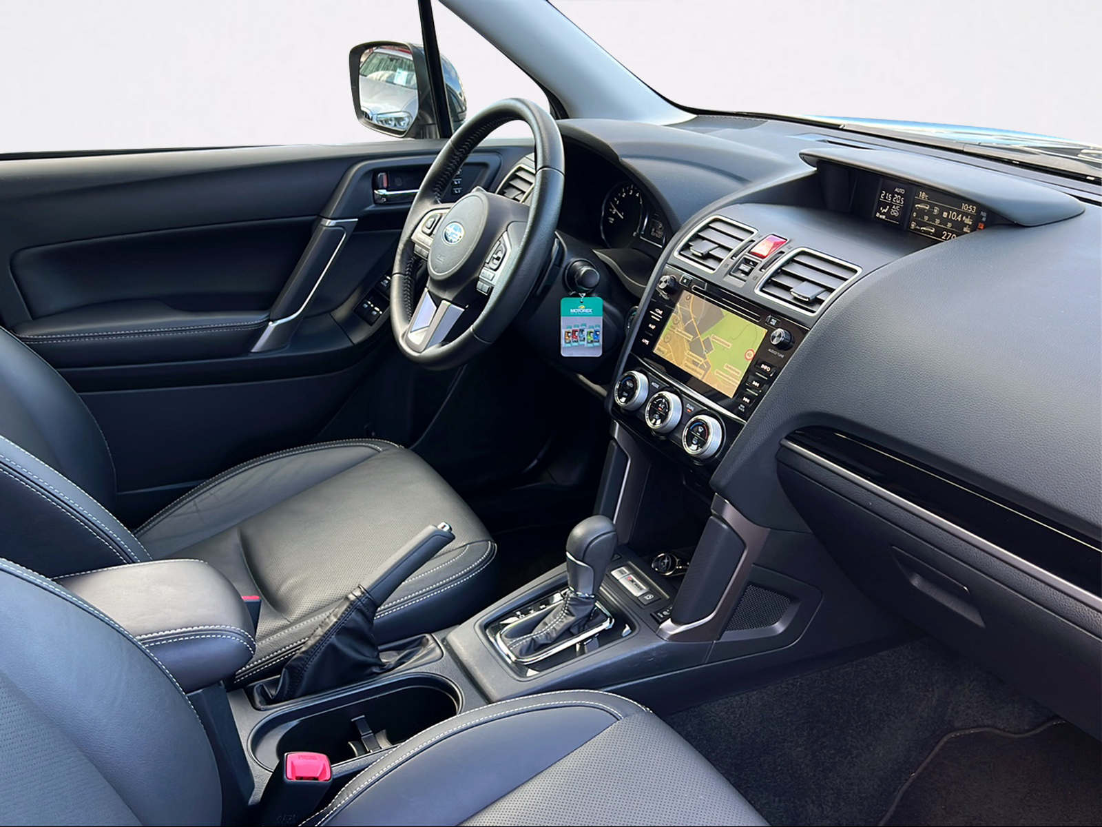 SUBARU Forester 2.0i Executive Lineartronic-image-3