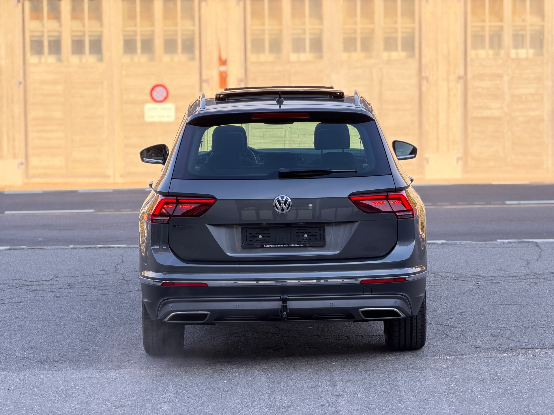 VW Tiguan 2.0 TDI SCR Highline 4Motion DSG AHK 2.5T-image-5