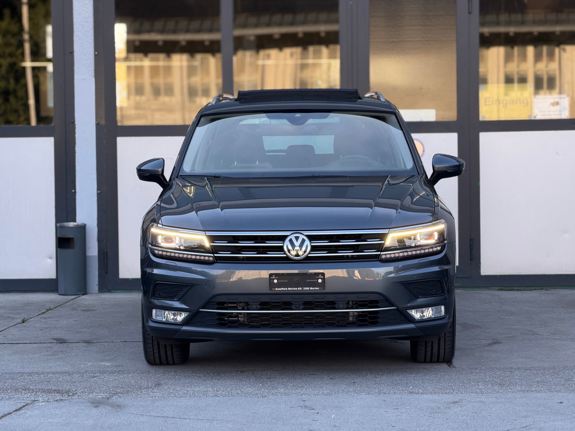 VW Tiguan 2.0 TDI SCR Highline 4Motion DSG AHK 2.5T-showroom-element-2