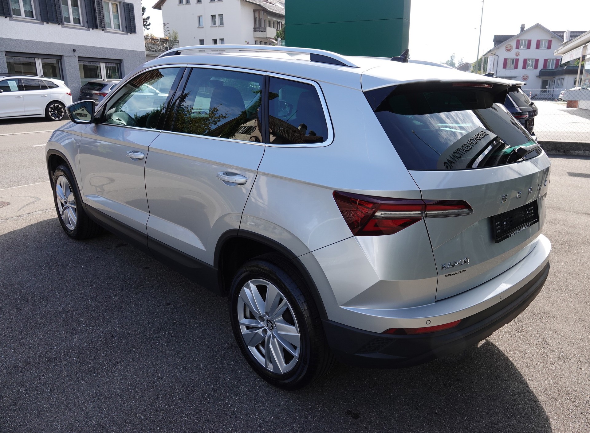 SKODA Karoq 1.5 TSI Selection DSG-image-6