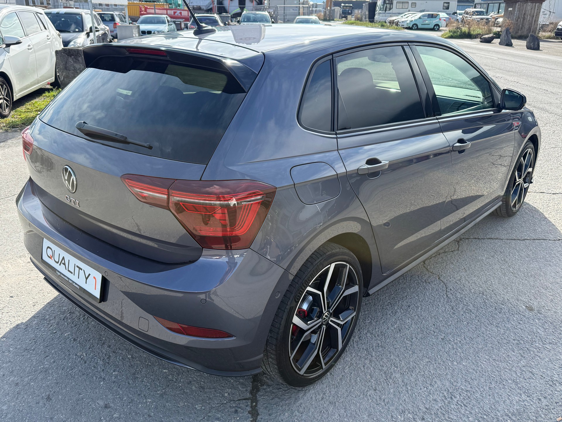 VW Polo 2.0 TSI GTI DSG-image-2