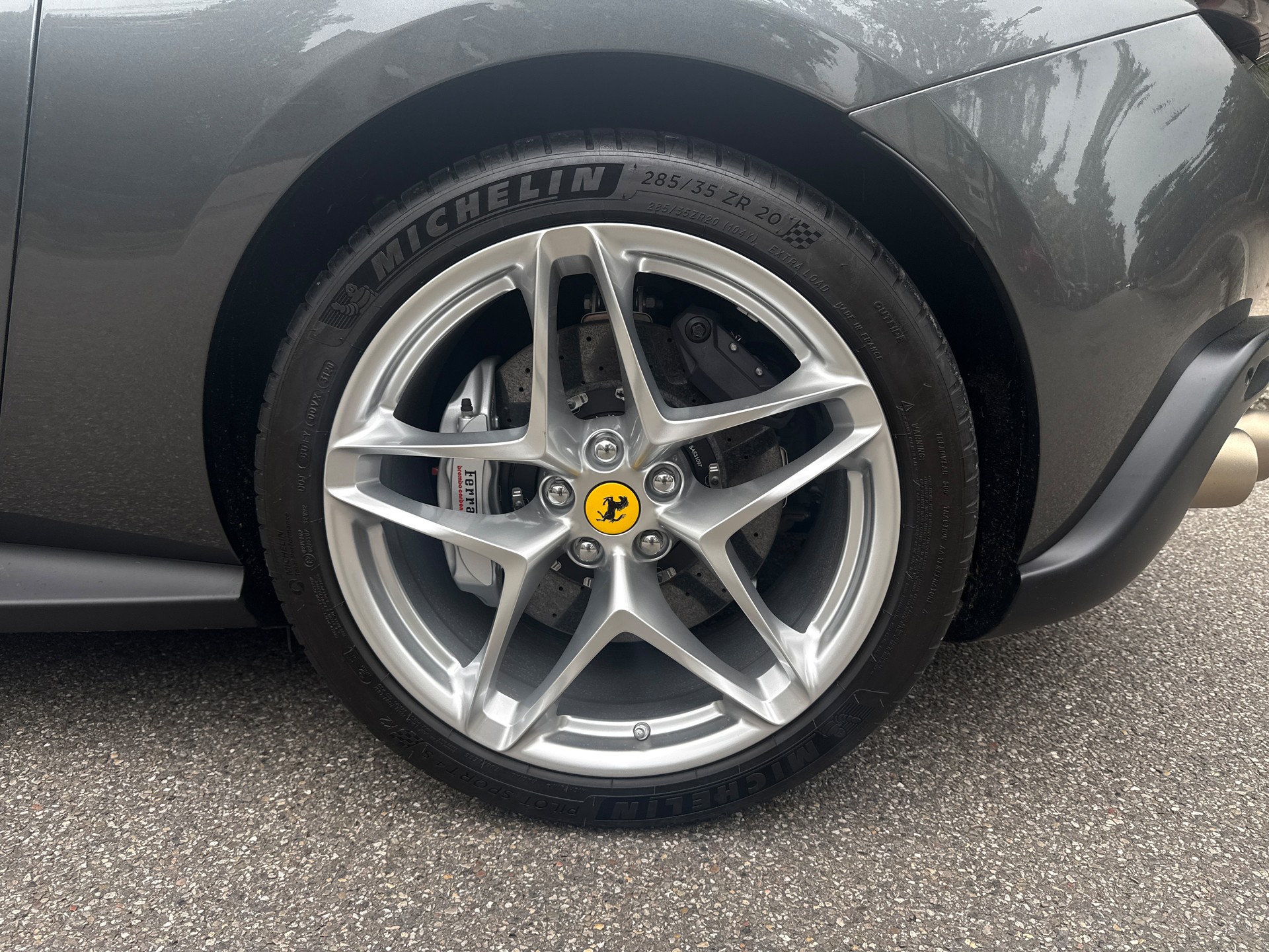 FERRARI Roma 3.9 V8 T-image-3