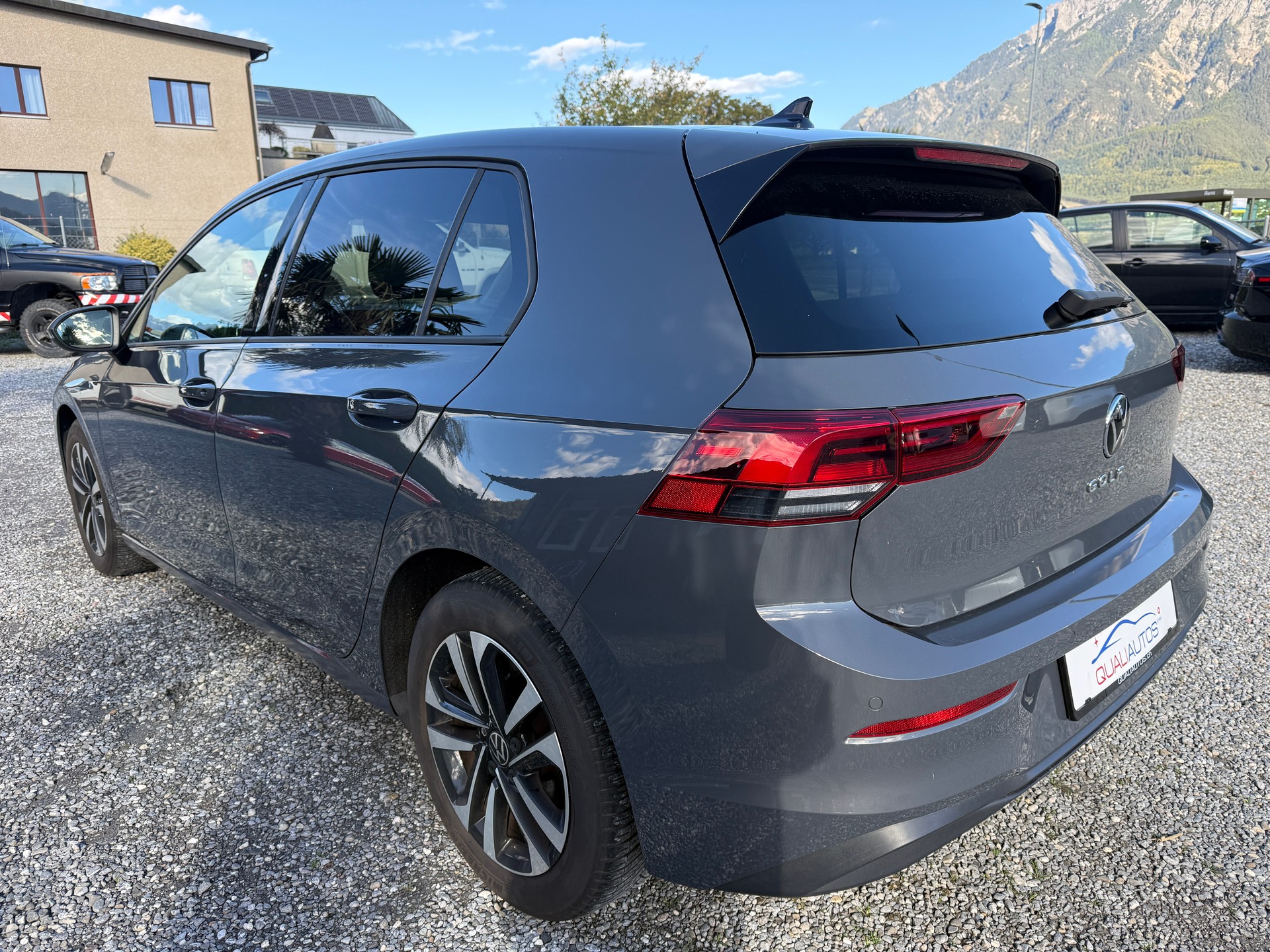 VW Golf 2.0 TDI Life-image-5