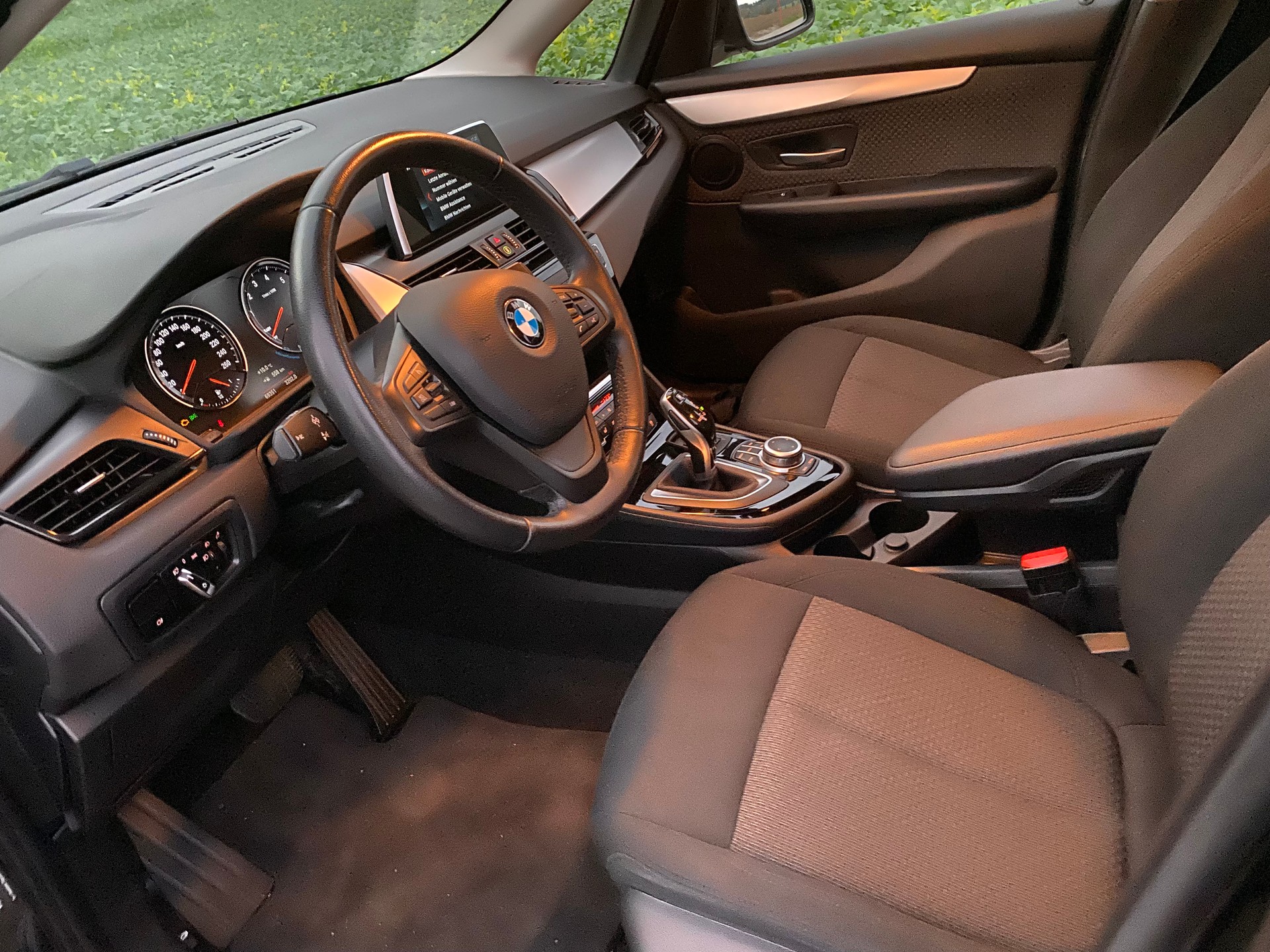 BMW 218i Active Tourer DKG-image-7