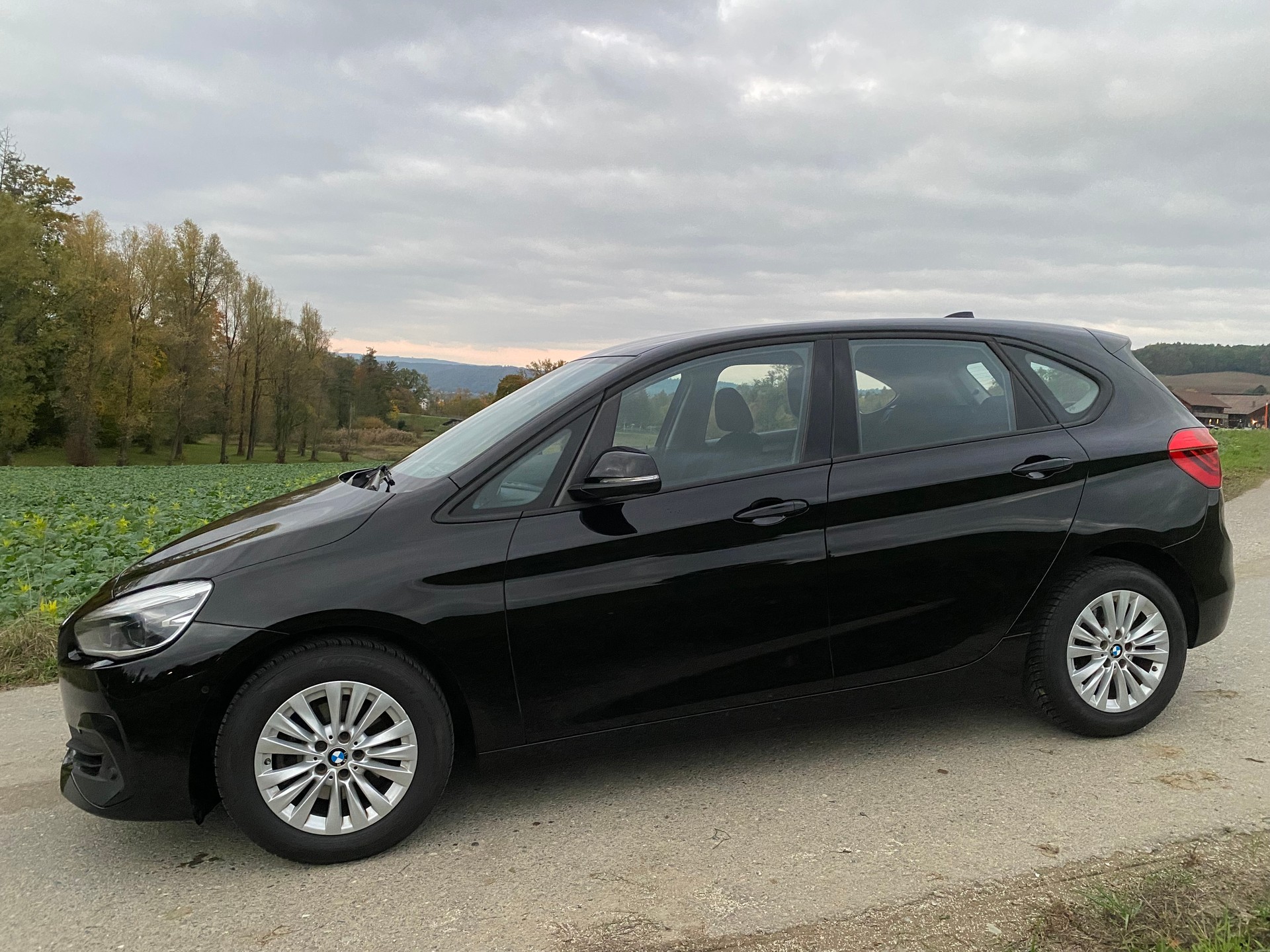 BMW 218i Active Tourer DKG-image-2