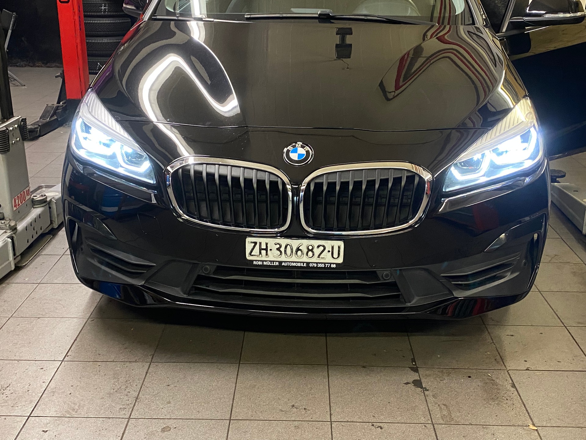 BMW 218i Active Tourer DKG-image-10