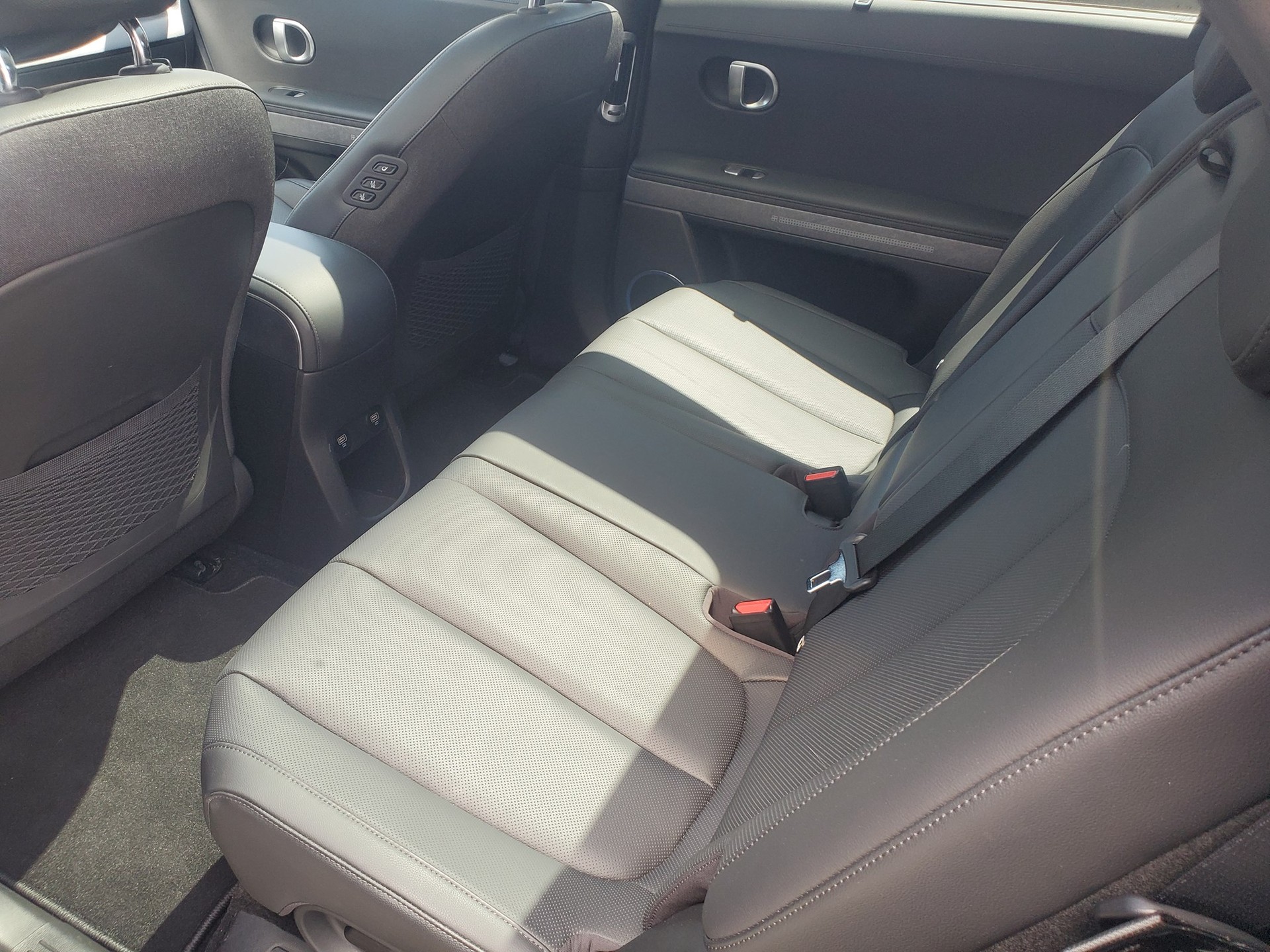 HYUNDAI Ioniq 5 72kWh Vertex 2WD-image-8