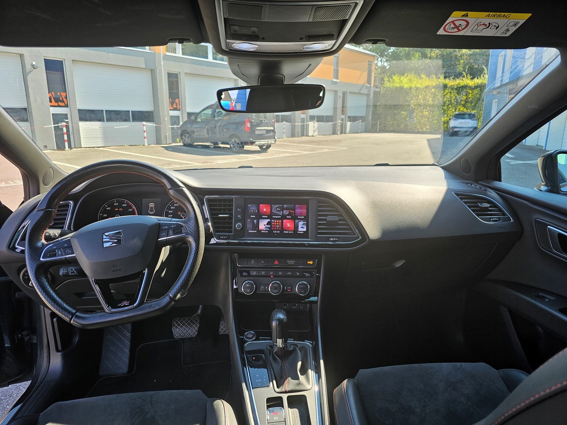 SEAT Leon 1.5 TGI FR DSG-image-6
