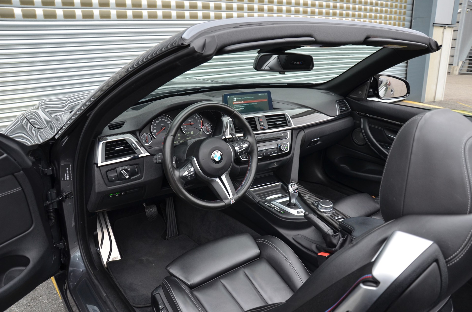 BMW M4 Cabriolet Drivelogic M Competition-image-14