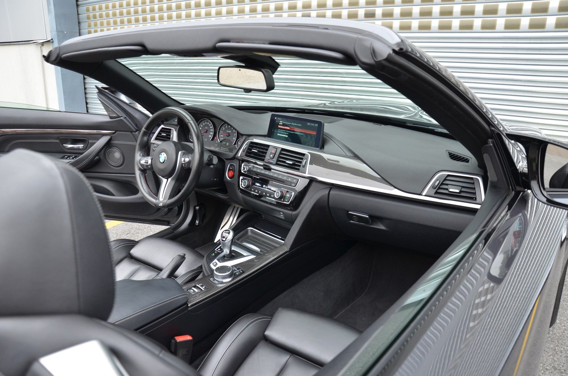 BMW M4 Cabriolet Drivelogic M Competition-image-19