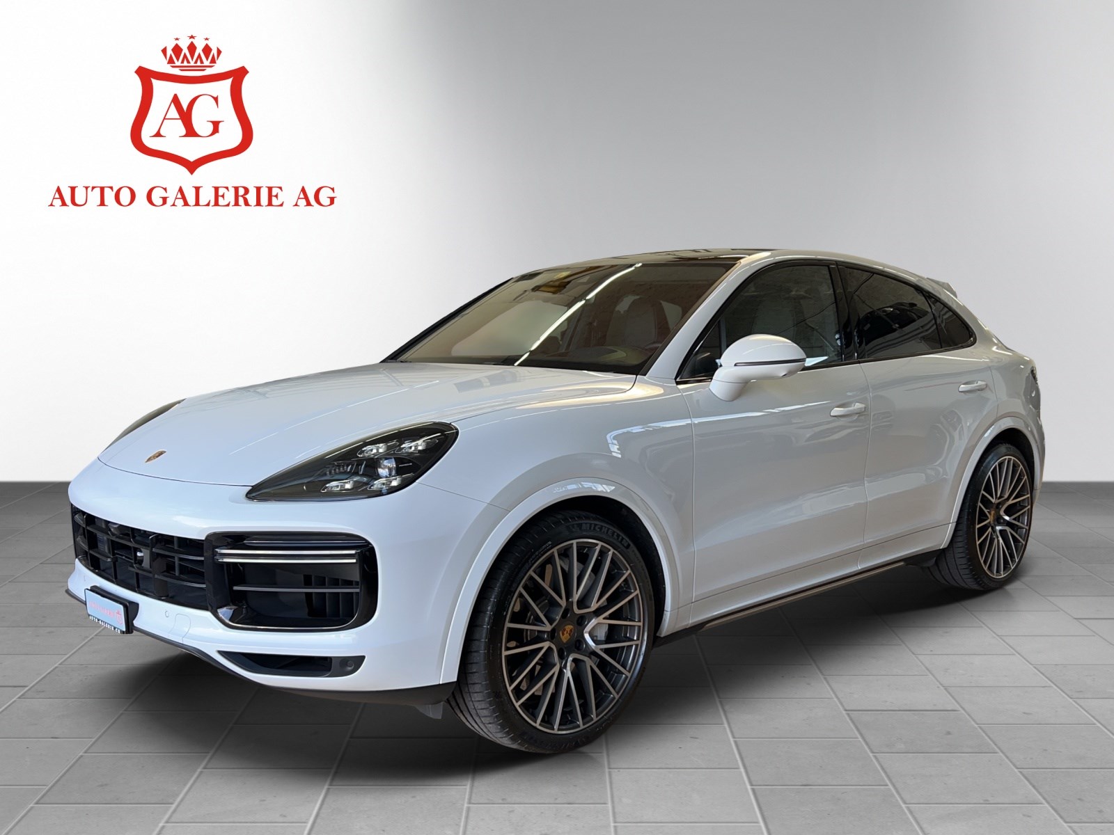 PORSCHE Cayenne Turbo Coupé-image-0