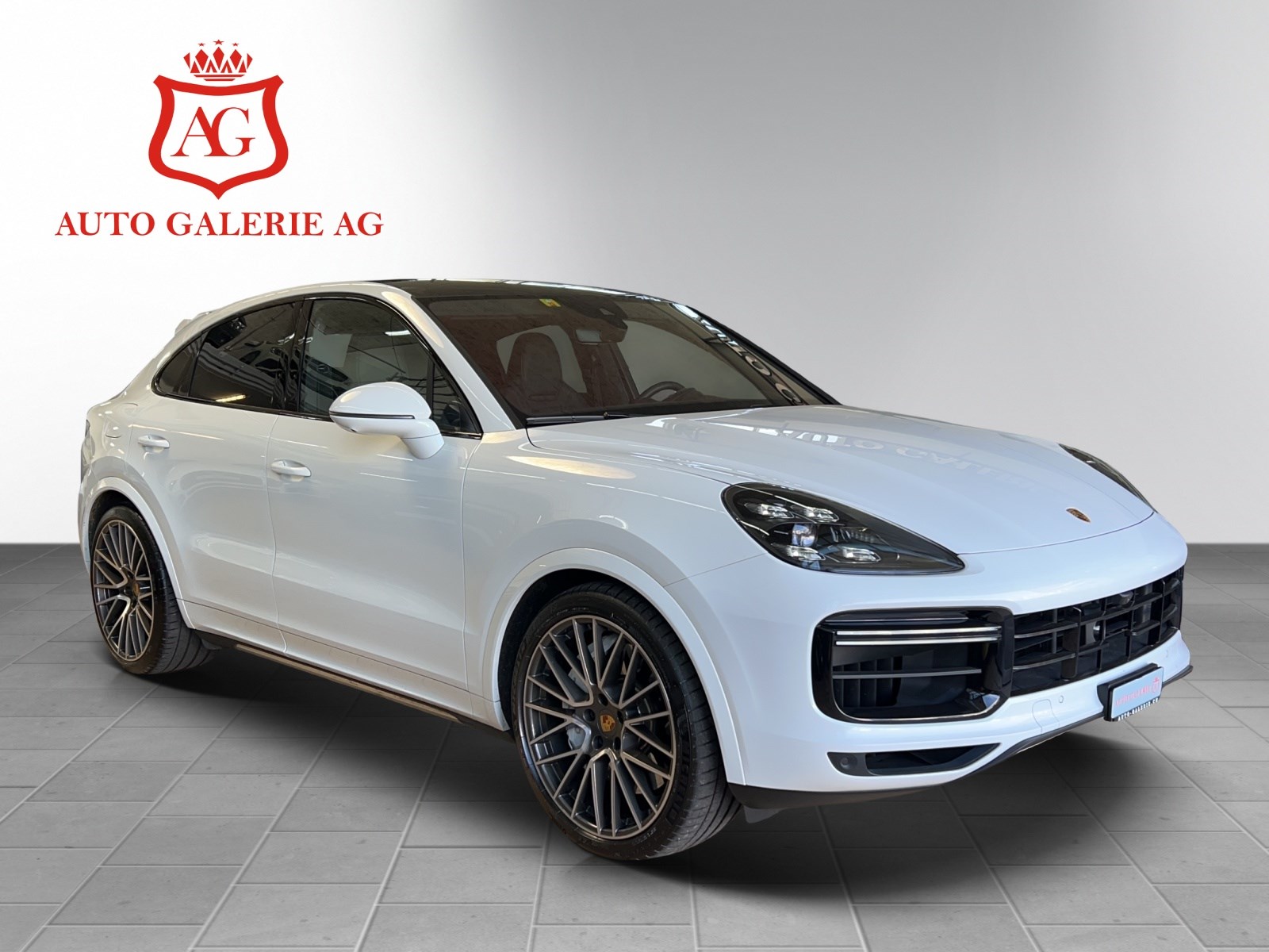 PORSCHE Cayenne Turbo Coupé-image-2