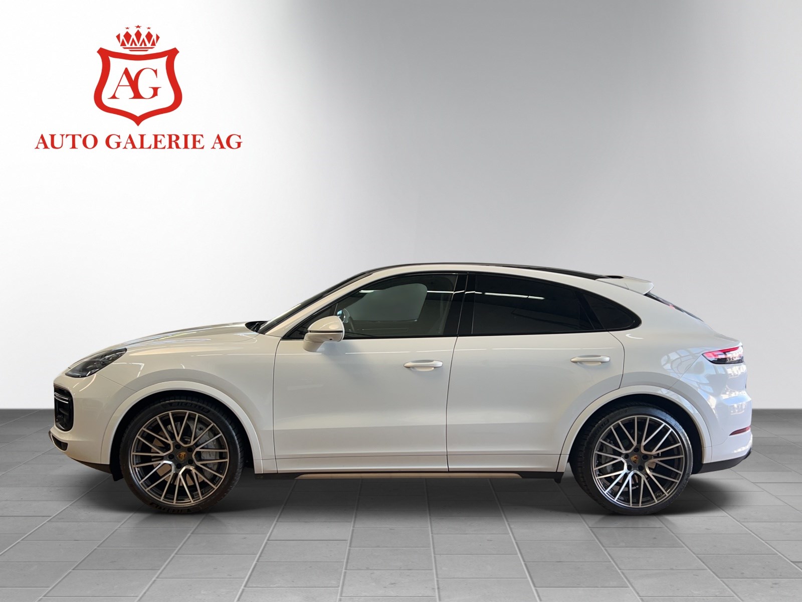 PORSCHE Cayenne Turbo Coupé-image-4
