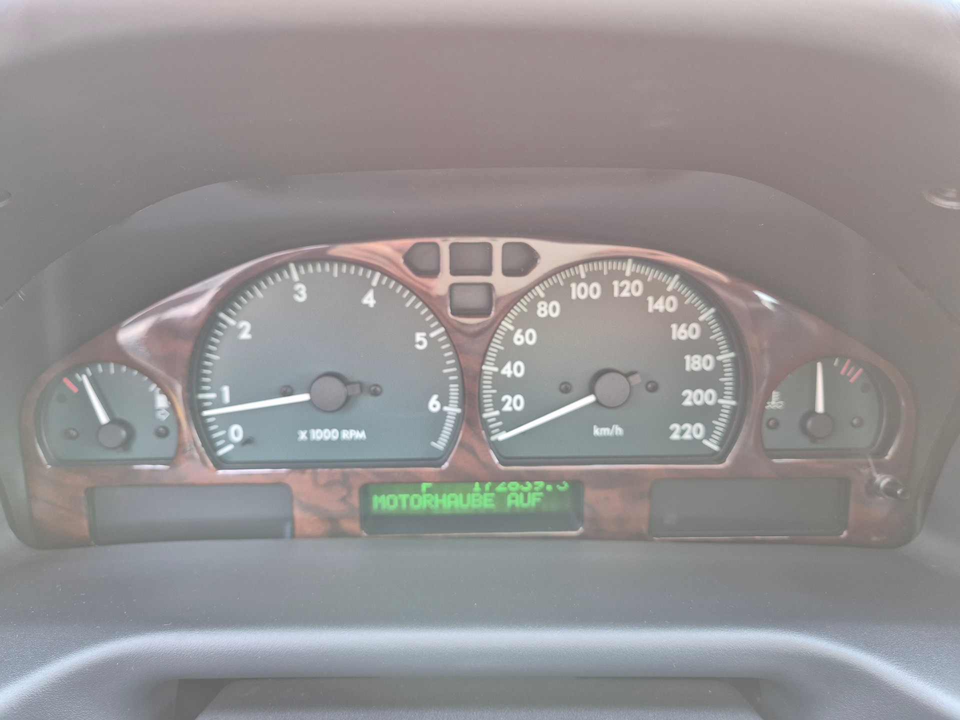 LAND ROVER Range Rover 4.6 Autobiography-image-24