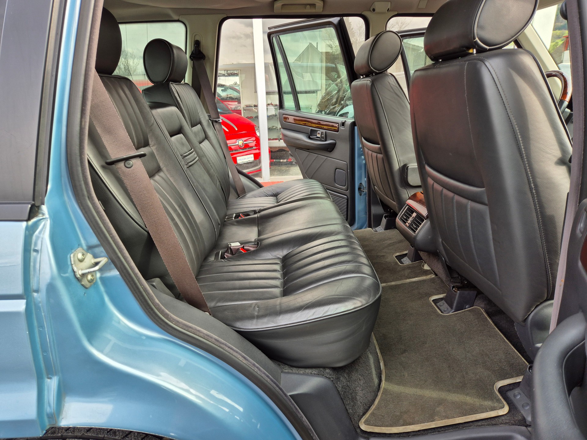 LAND ROVER Range Rover 4.6 Autobiography-image-18