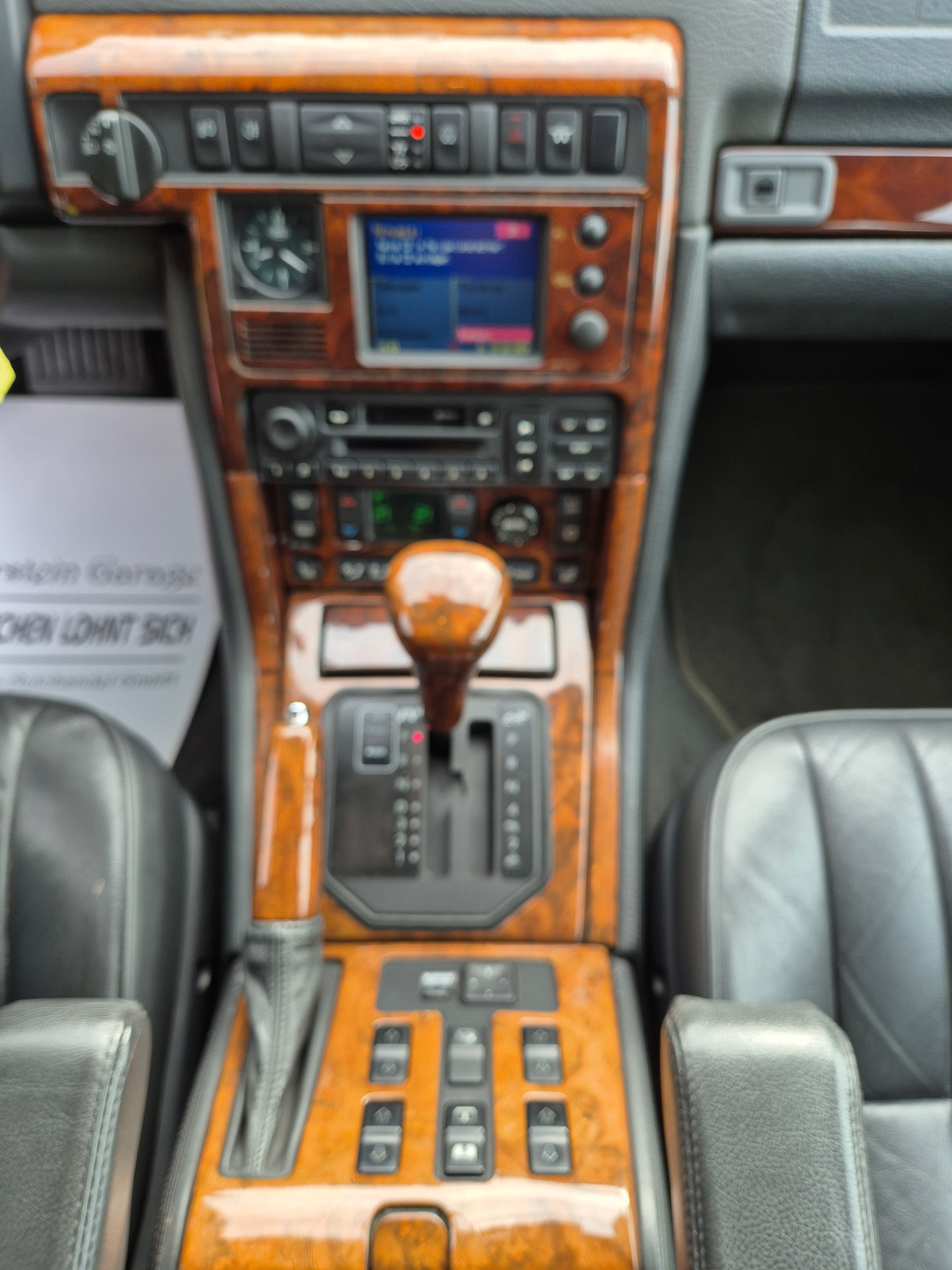 LAND ROVER Range Rover 4.6 Autobiography-image-25
