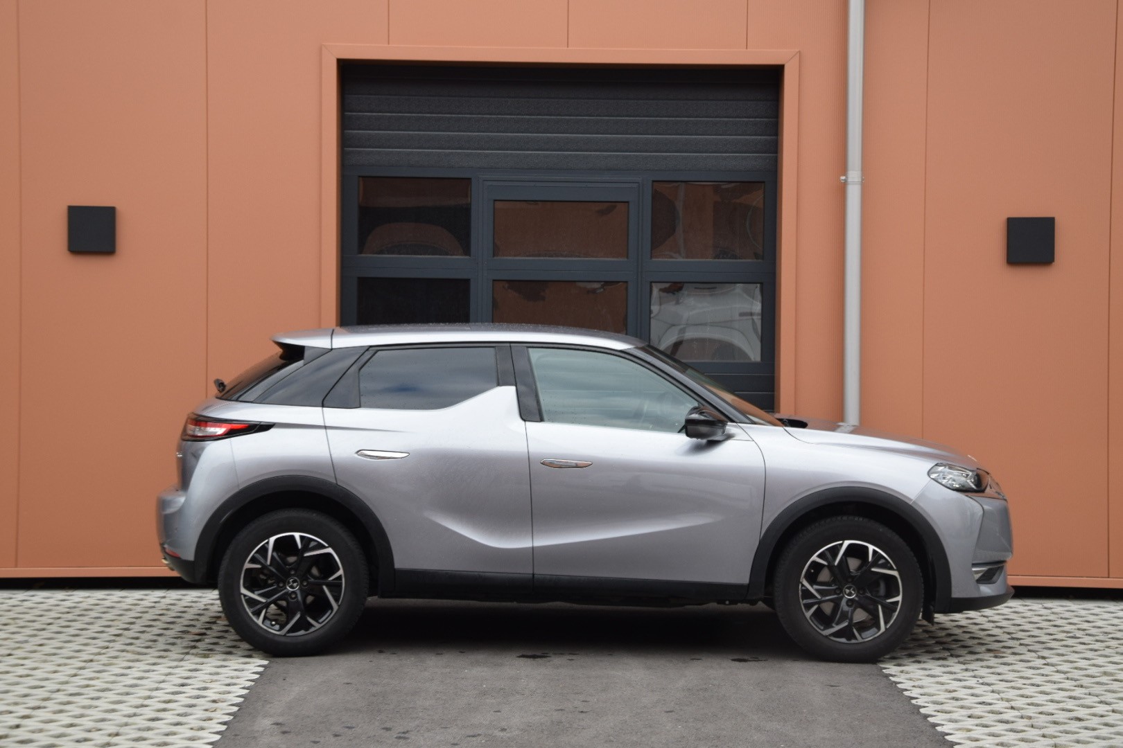 DS AUTOMOBILES DS 3 Crossback 1.2 PureTech Performance Line EAT8-image-5