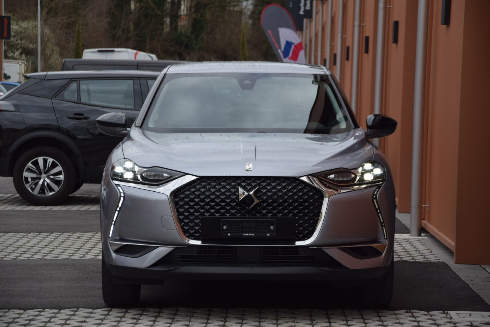 DS AUTOMOBILES DS 3 Crossback 1.2 PureTech Performance Line EAT8-image-3
