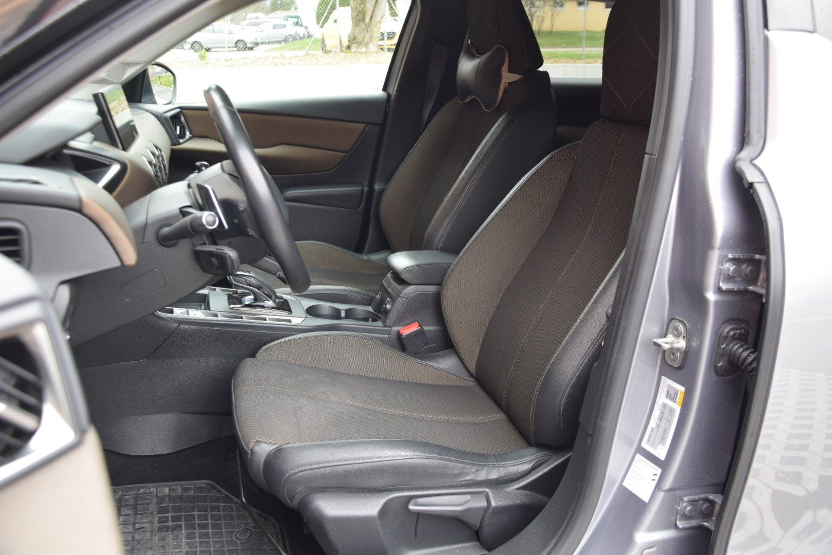 DS AUTOMOBILES DS 3 Crossback 1.2 PureTech Performance Line EAT8-image-27