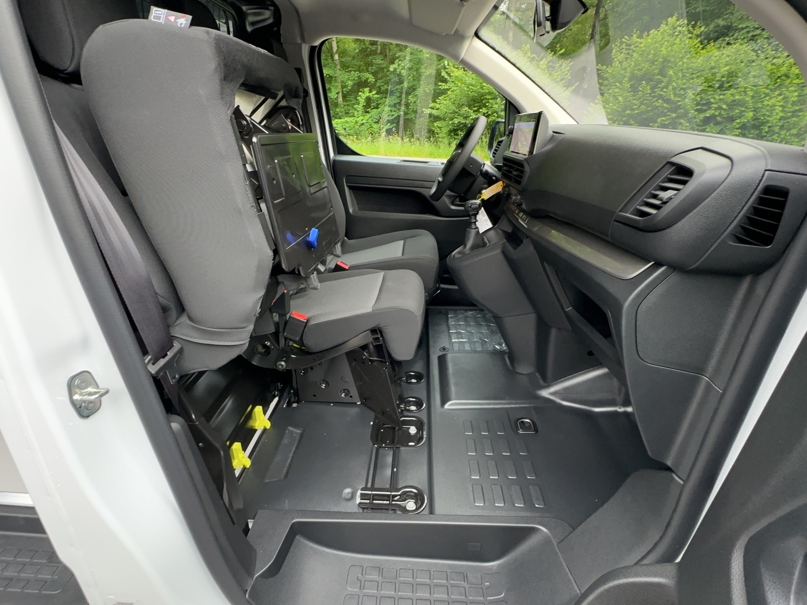 OPEL Vivaro Cargo M 2.7t 2.0 CDTi-image-15